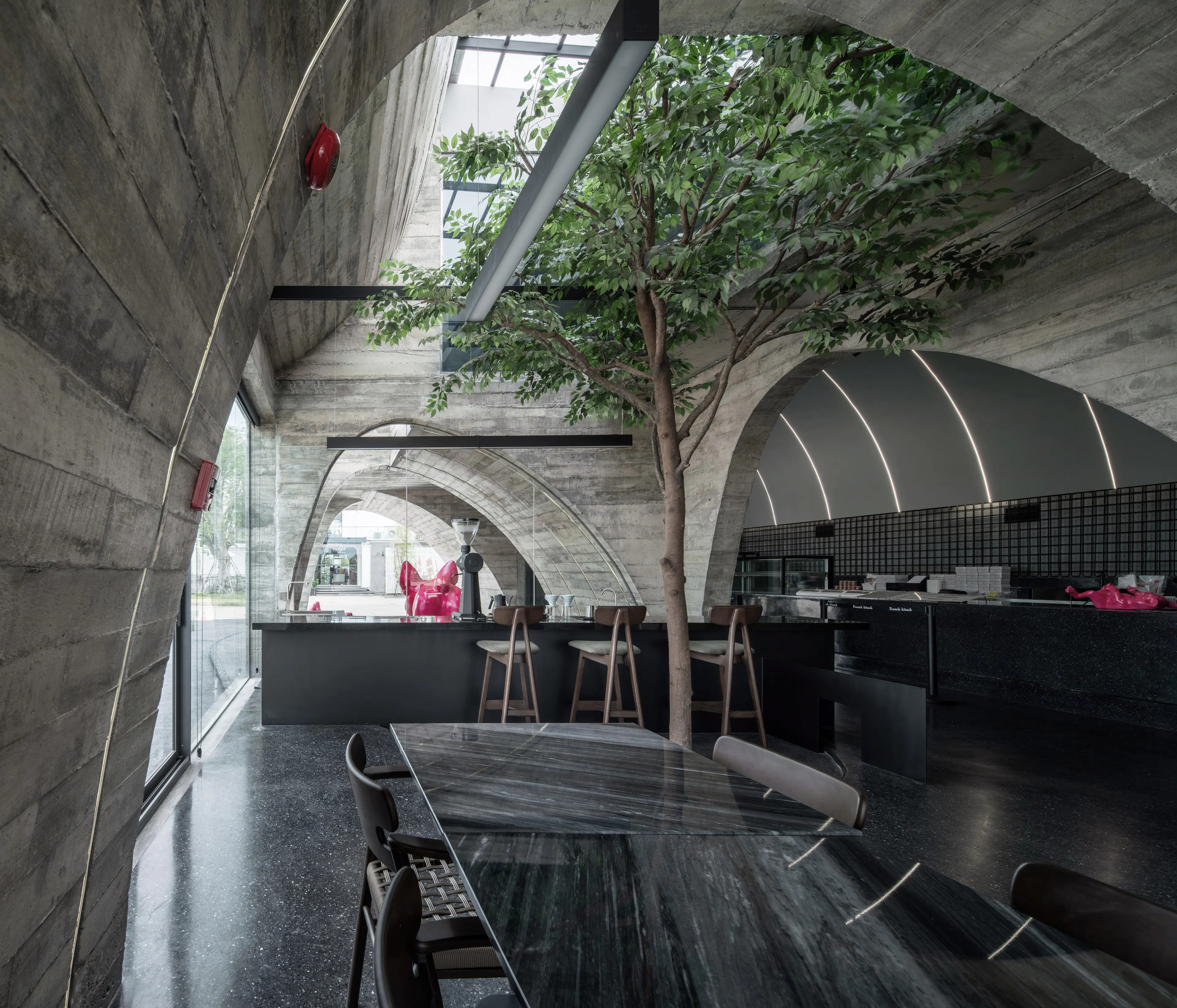 French Kitsch III — 23