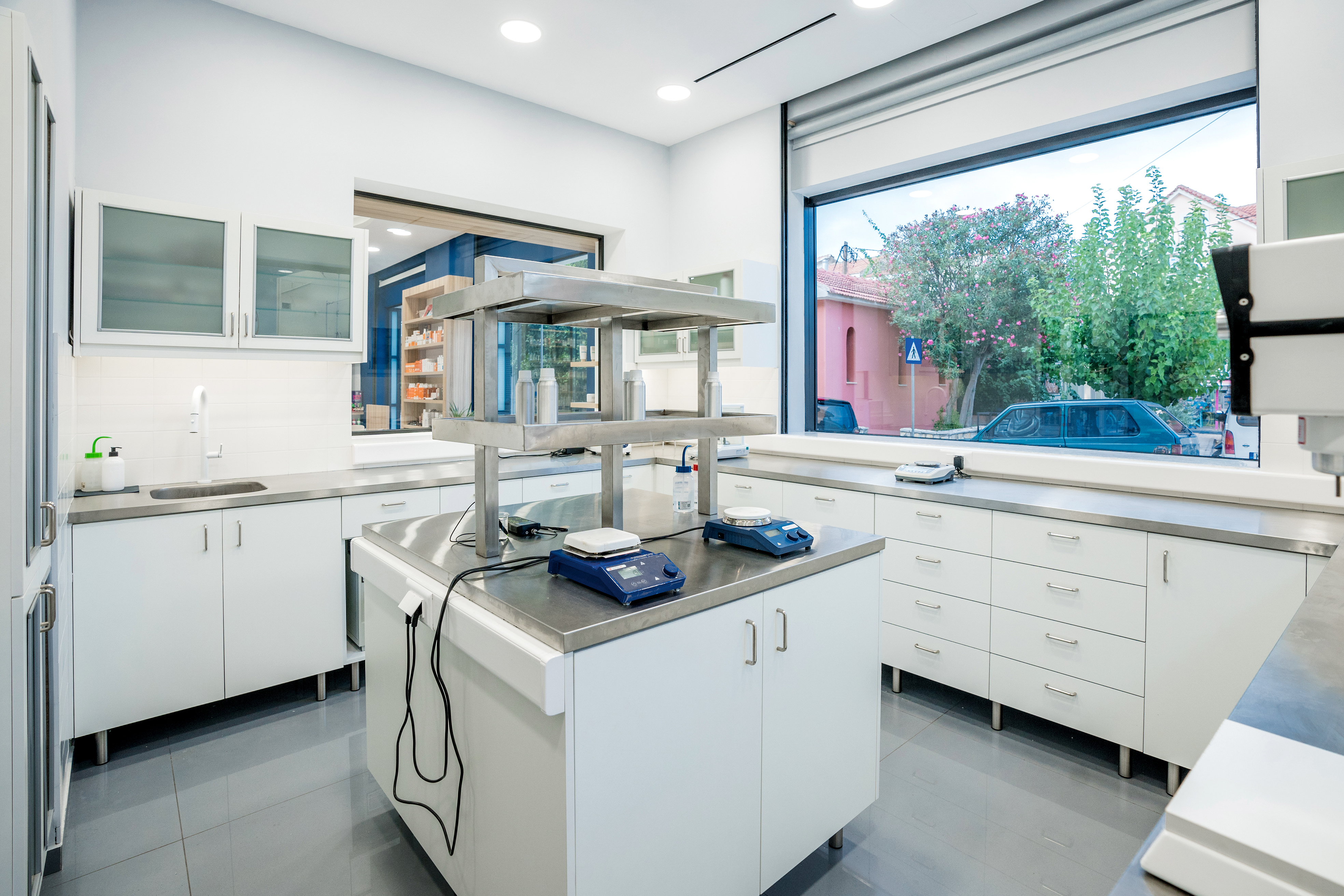 ELE FLAB PHARMACY by Lefteris Tsikandilakis + Architects Architizer