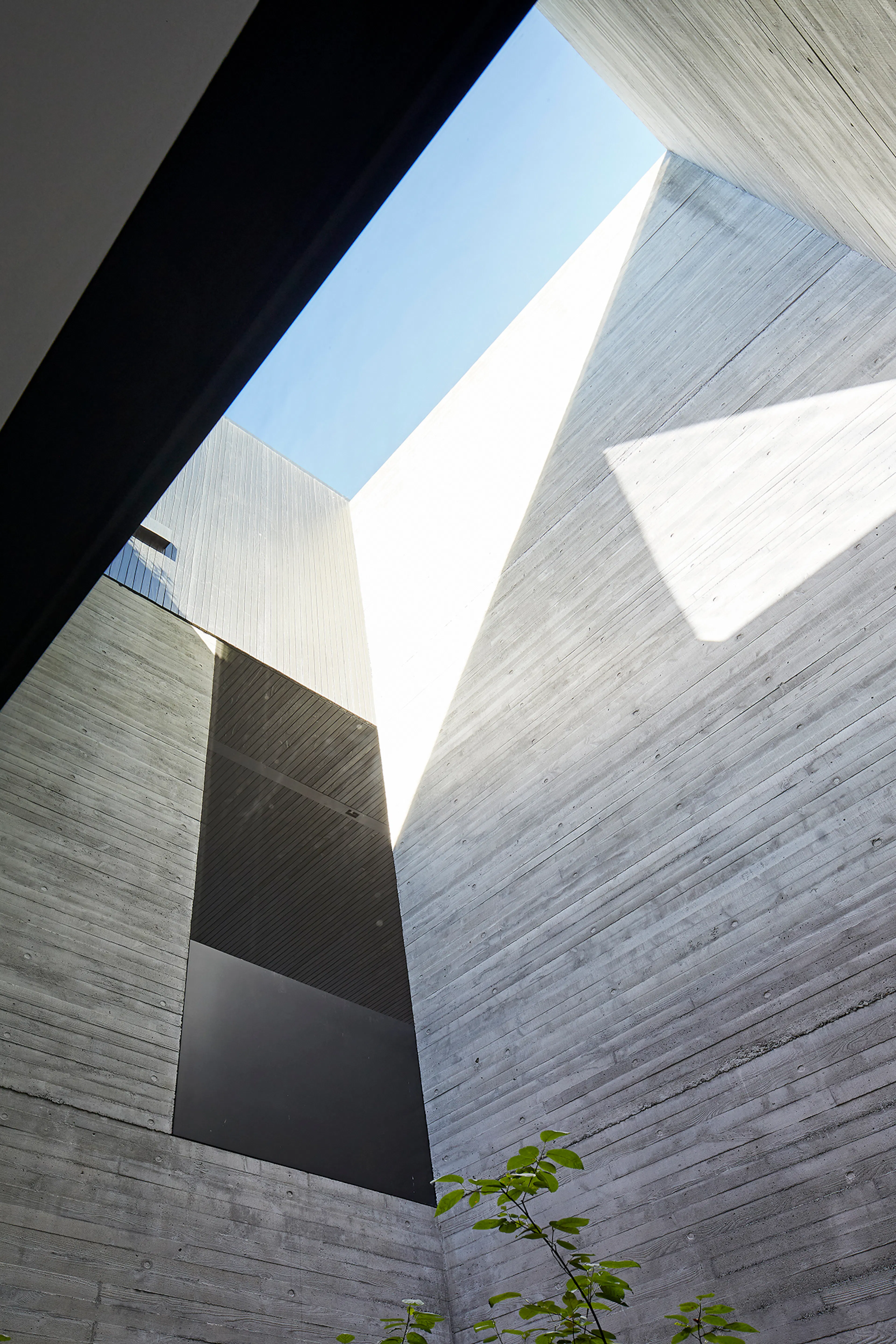 Liminal House — 27