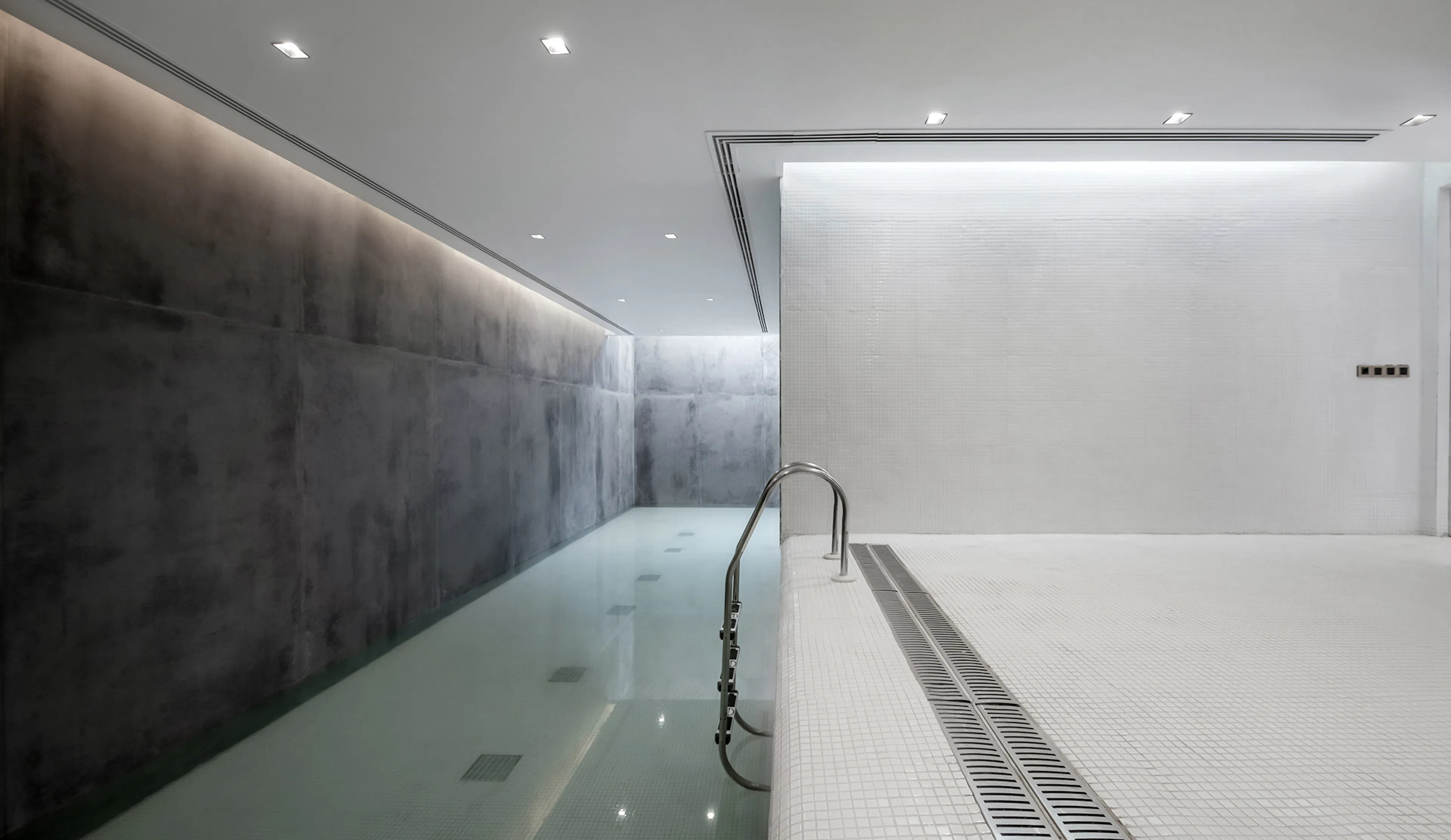 KOLBADI HOUSE — 24