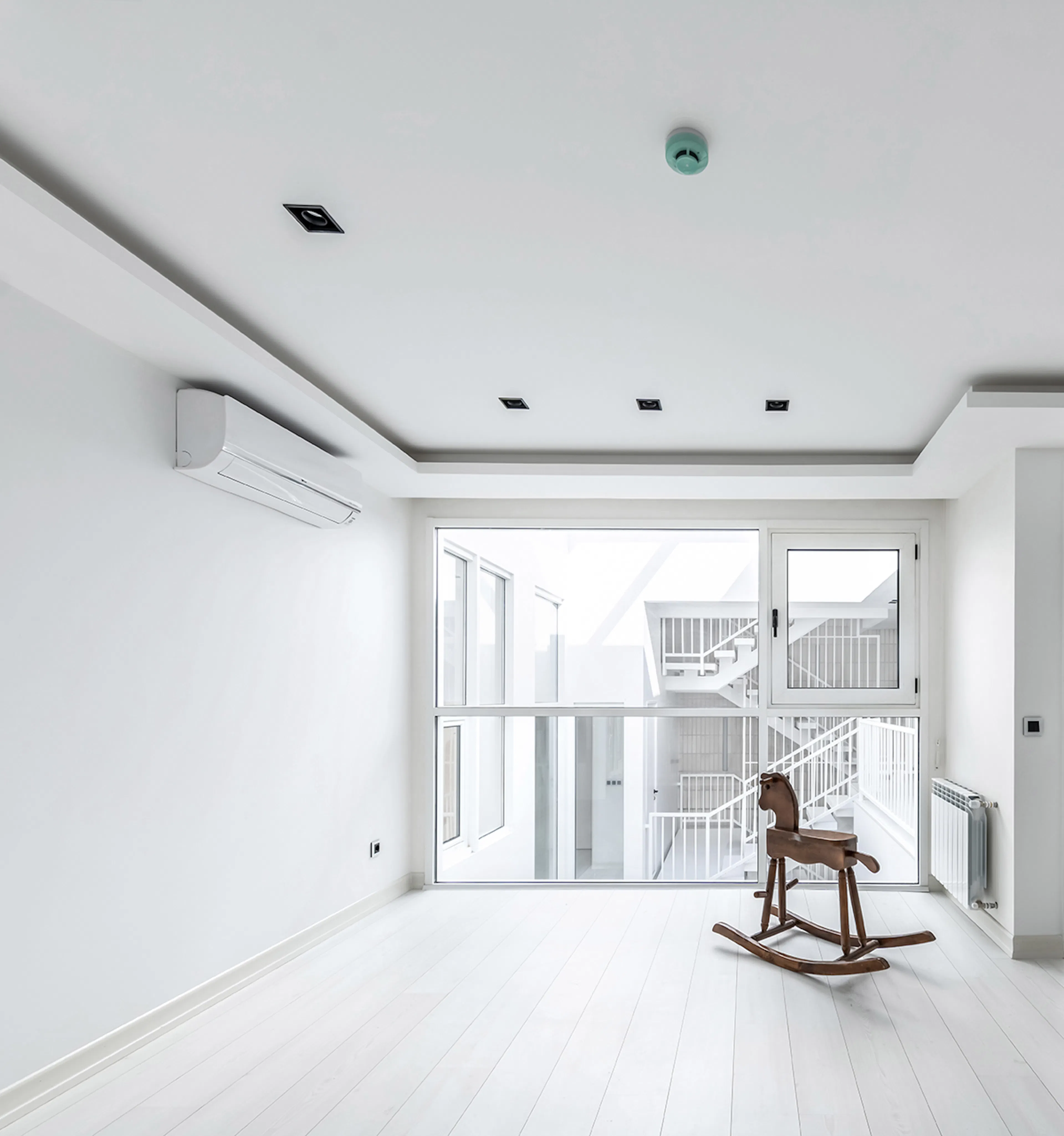 KOLBADI HOUSE — 32