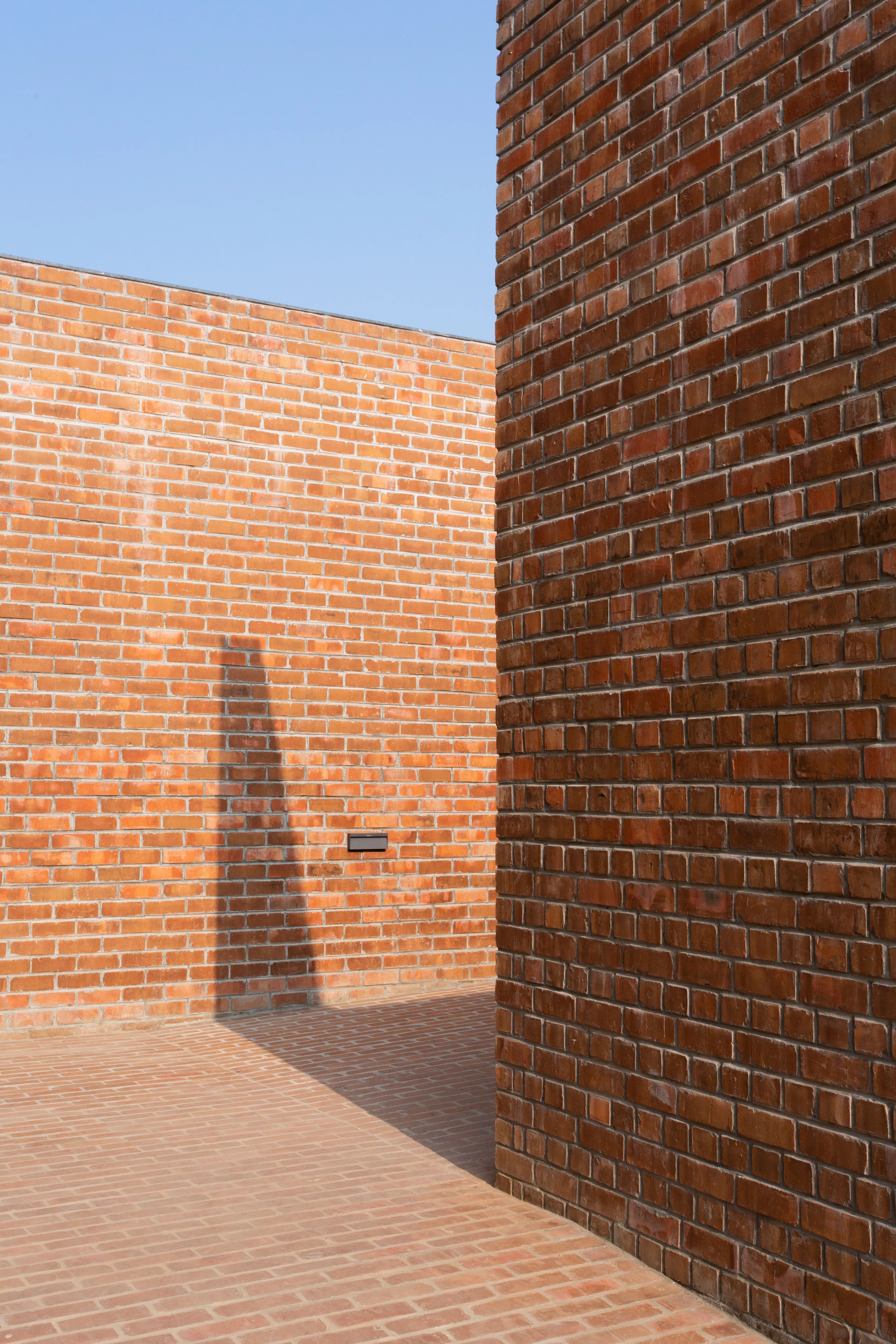 Metallic Bellows Factory Office — 1