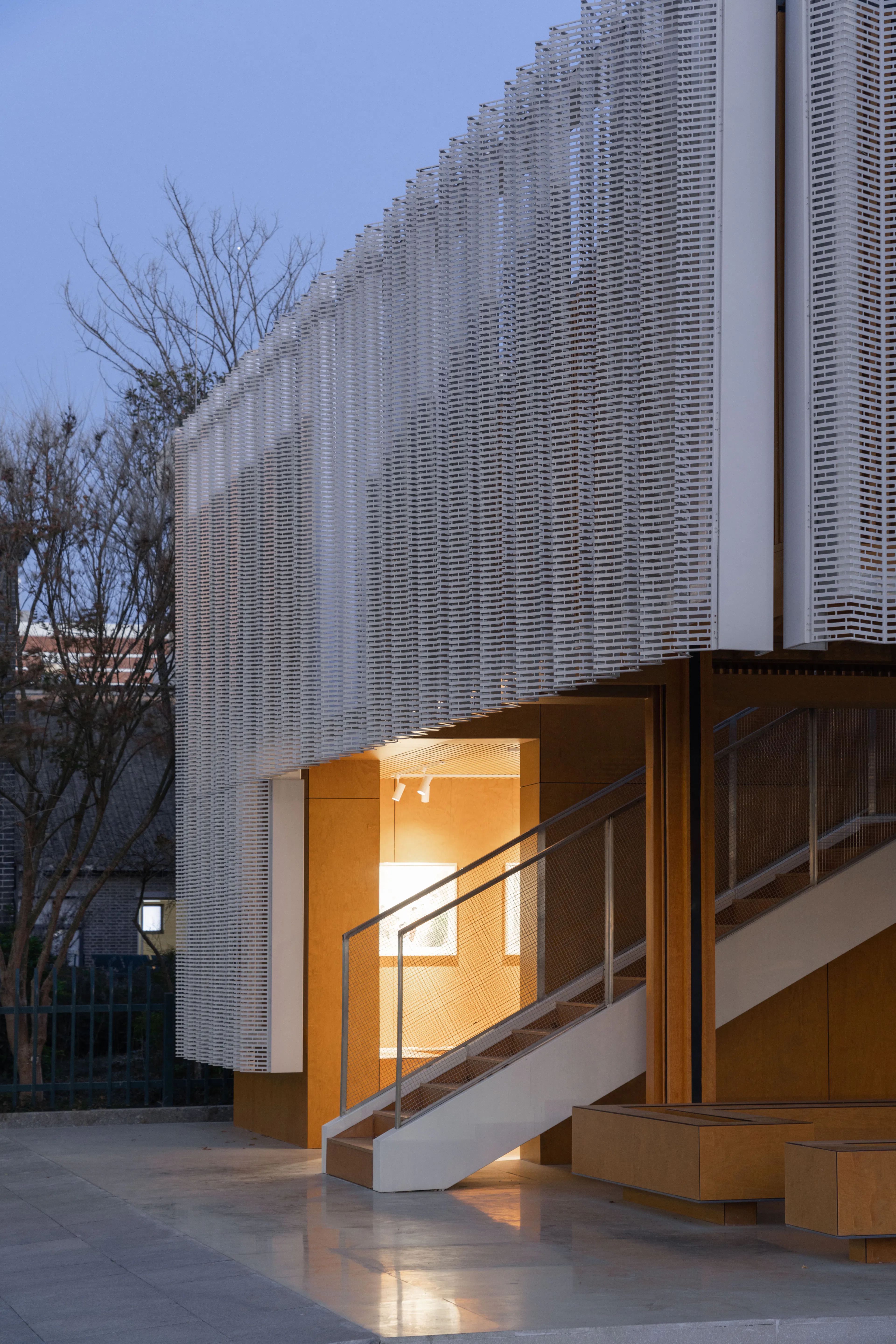 Dengying Service Site — 18