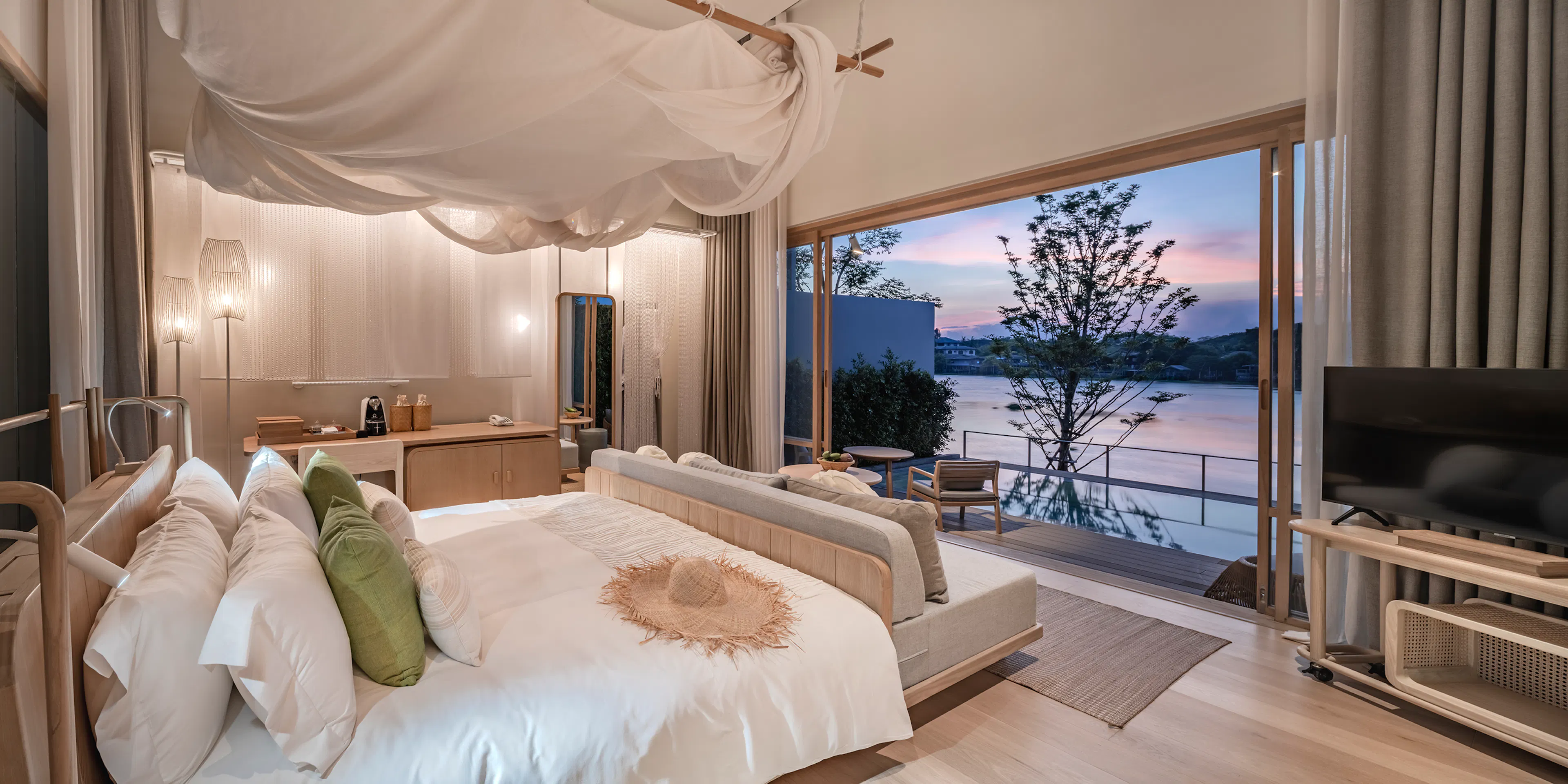 SALA Bang Pa-in — 8