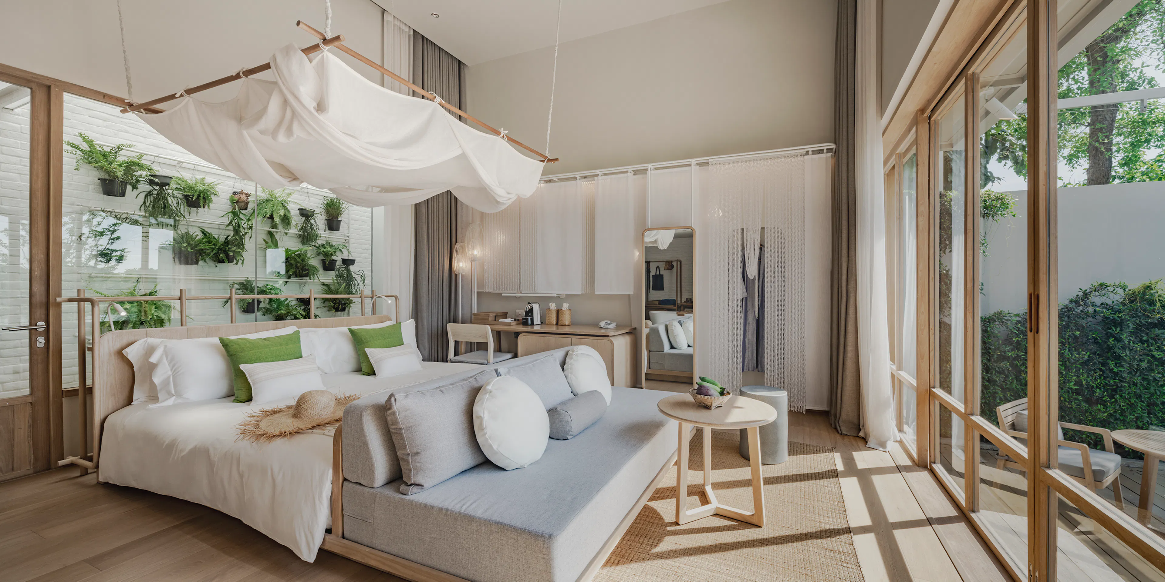 SALA Bang Pa-in — 9