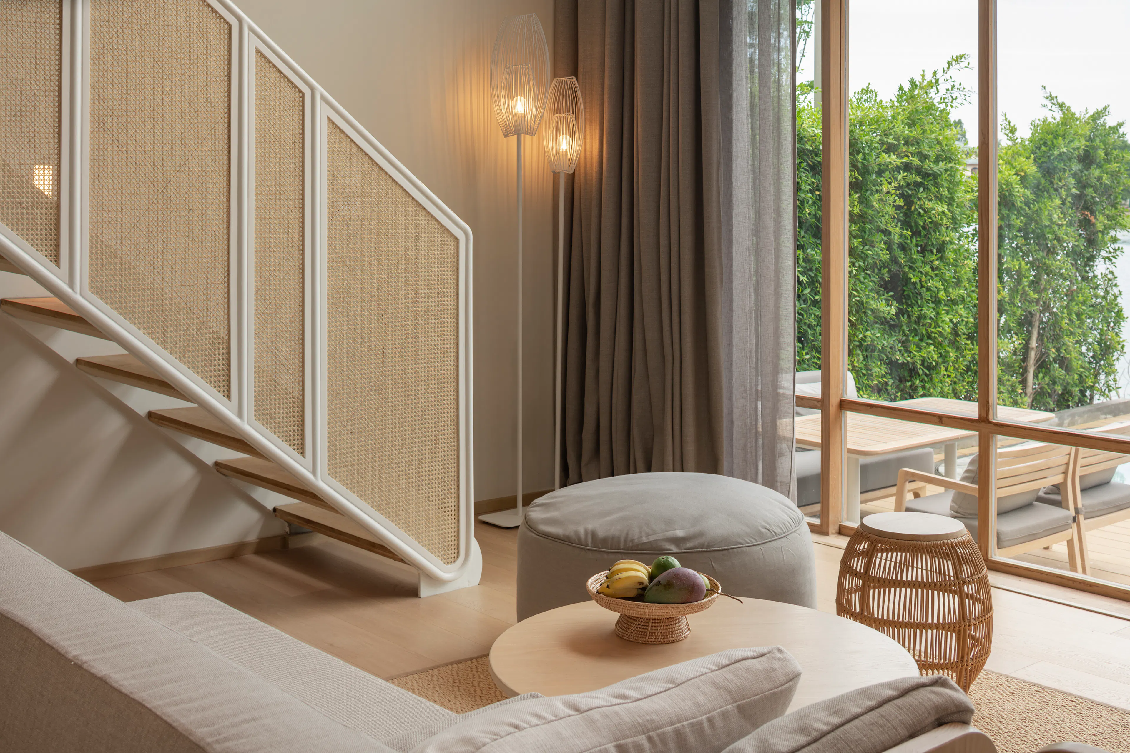 SALA Bang Pa-in — 13