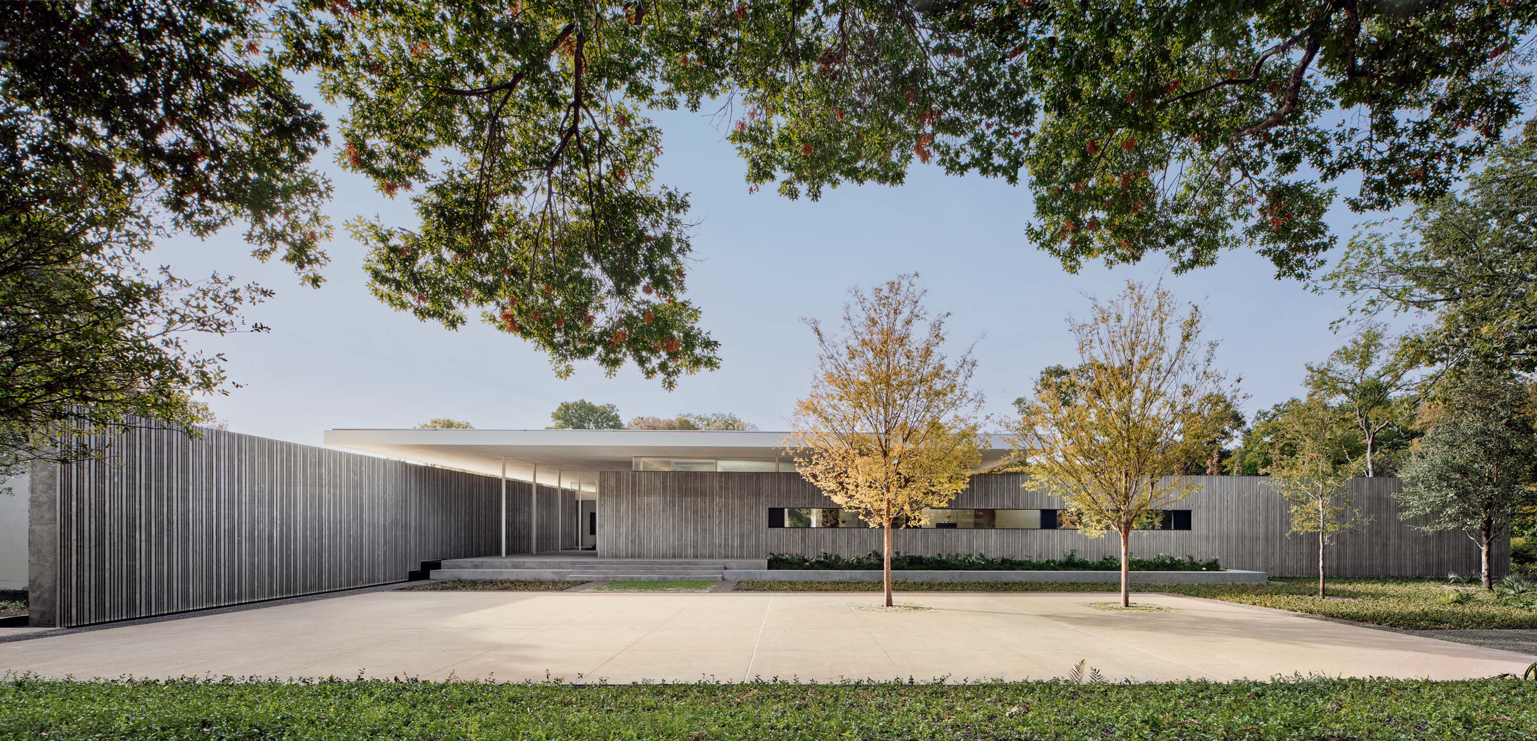 Idea 3827286: Preston Hollow Residence by Specht Novak in Dallas ...