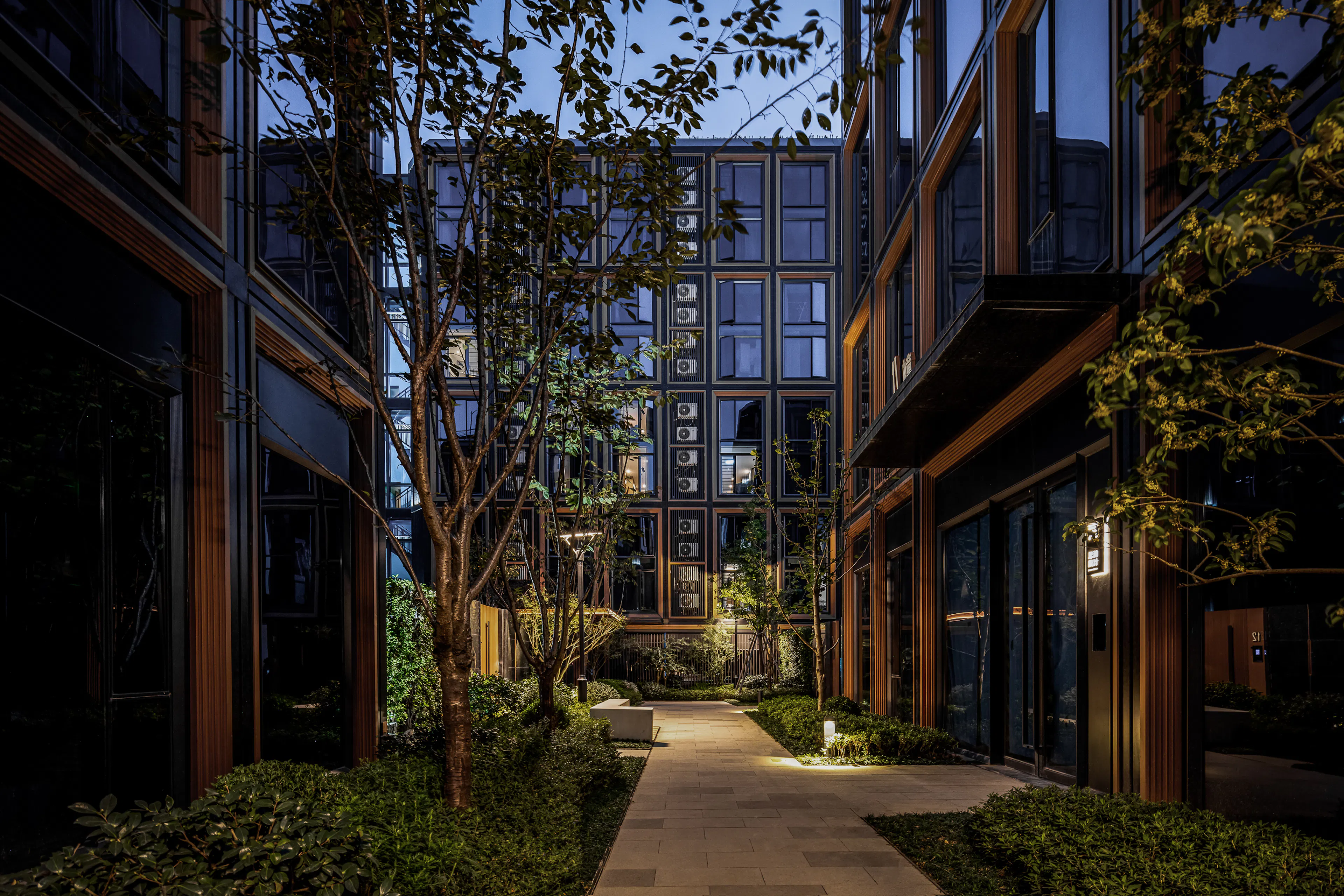 RISING Center: A complex interweaving with elegant and the wetlands context — 12