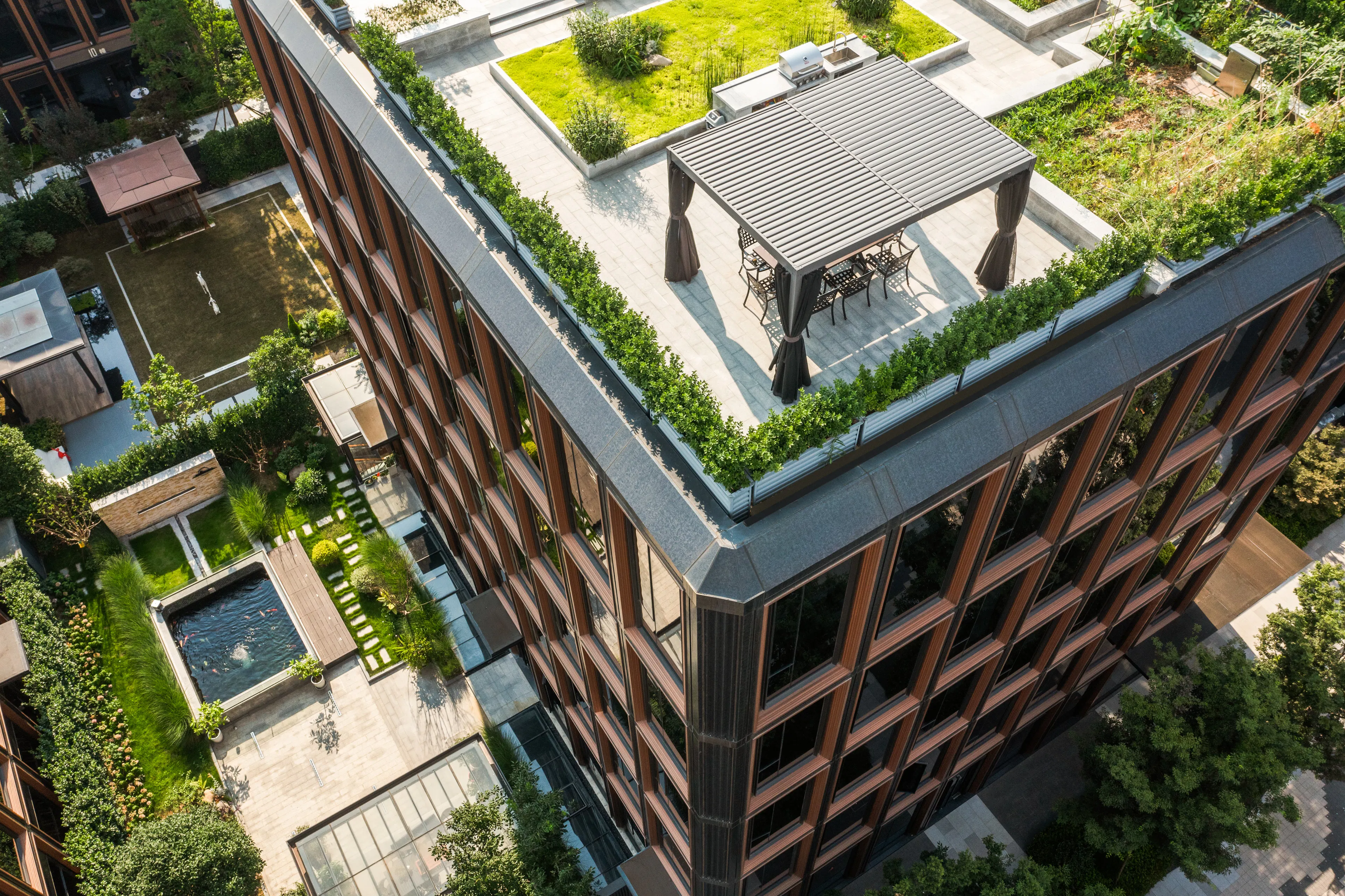 RISING Center: A complex interweaving with elegant and the wetlands context — 18