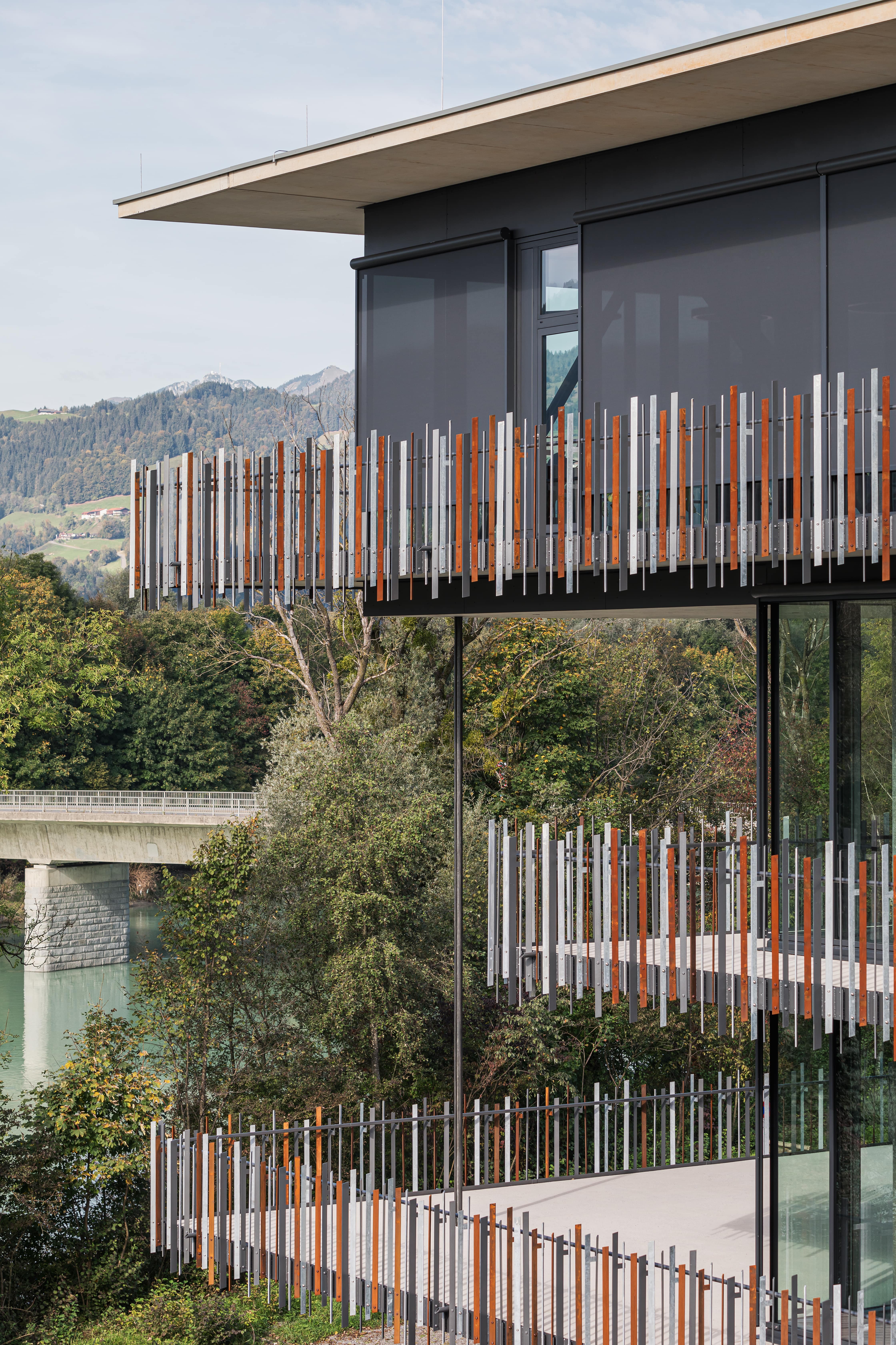 'Am Inn' Office Building - Redensification in the Industrial Area by ...