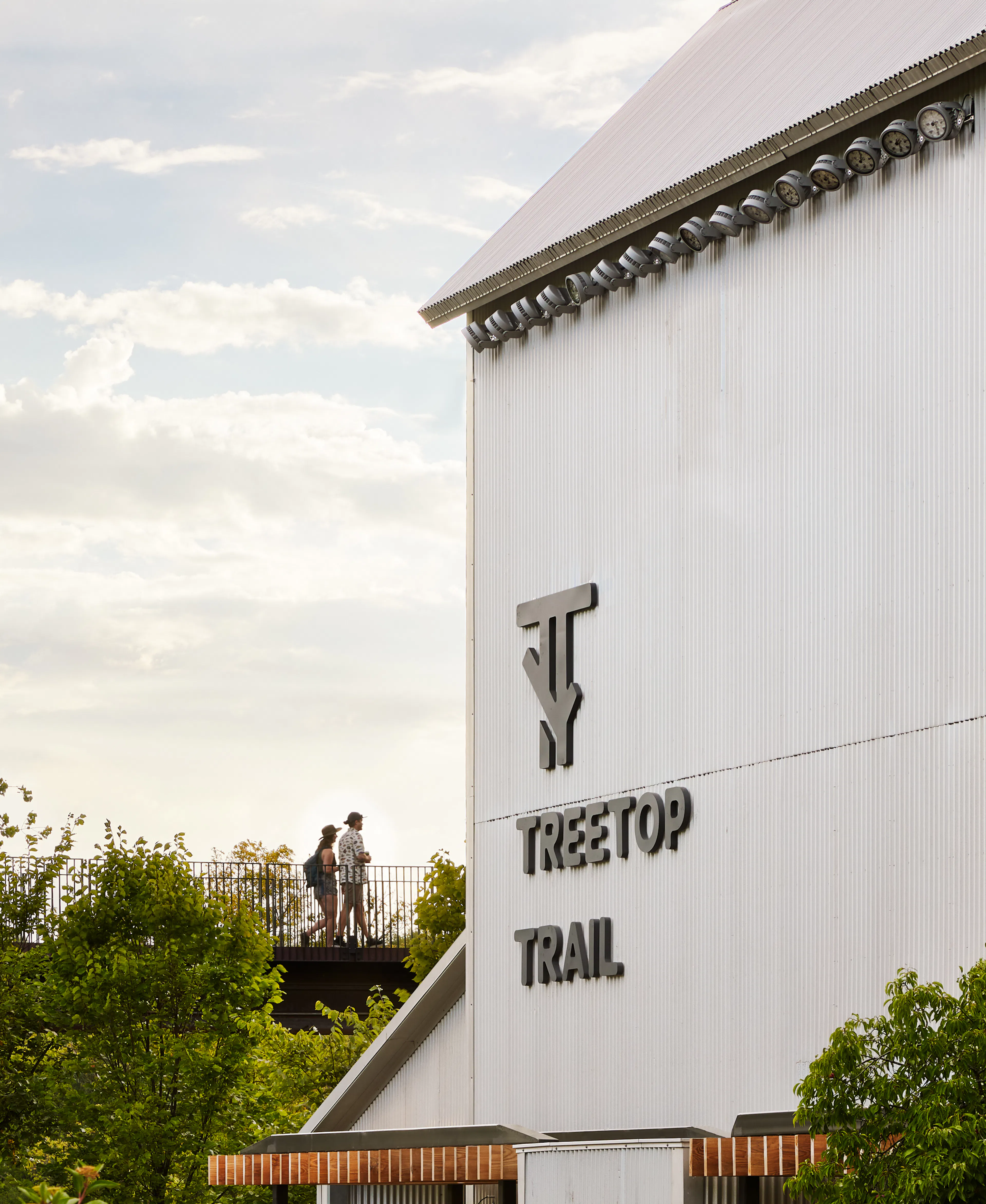 Treetop Trail at the Minnesota Zoo — 18