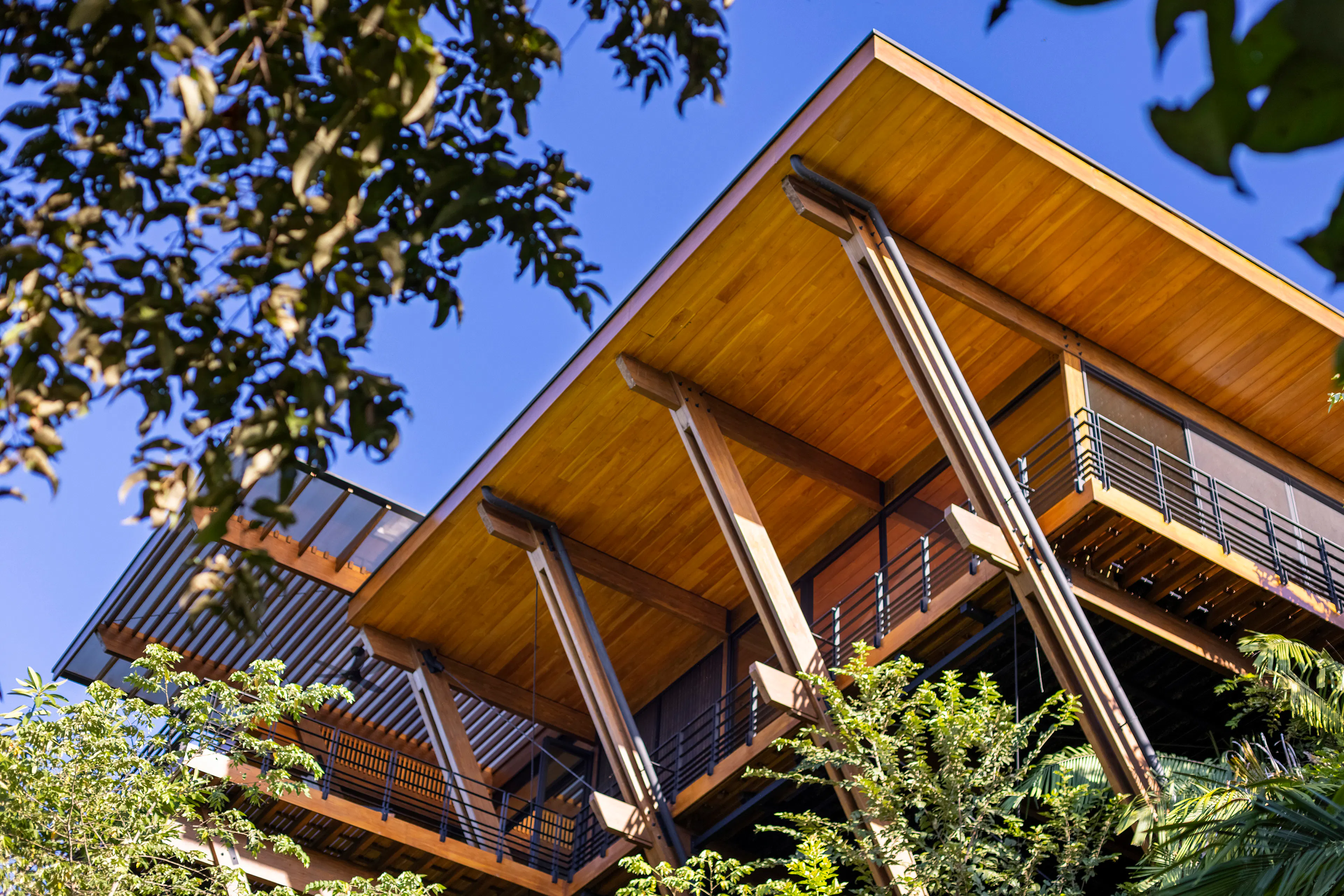 Loma Sagrada House — 9