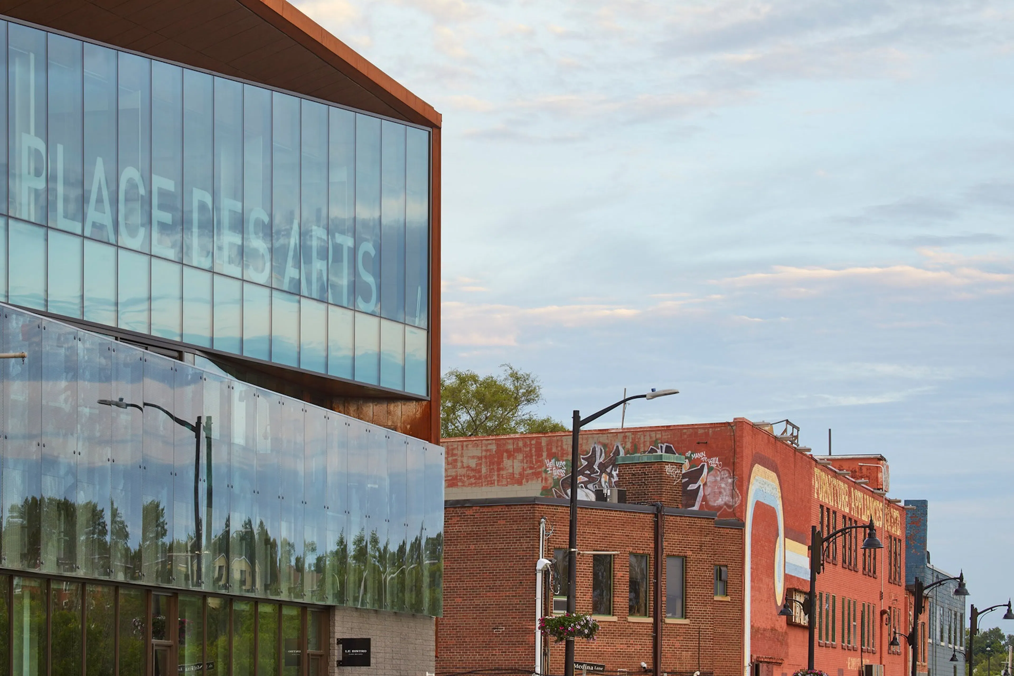 Place des Arts — 7