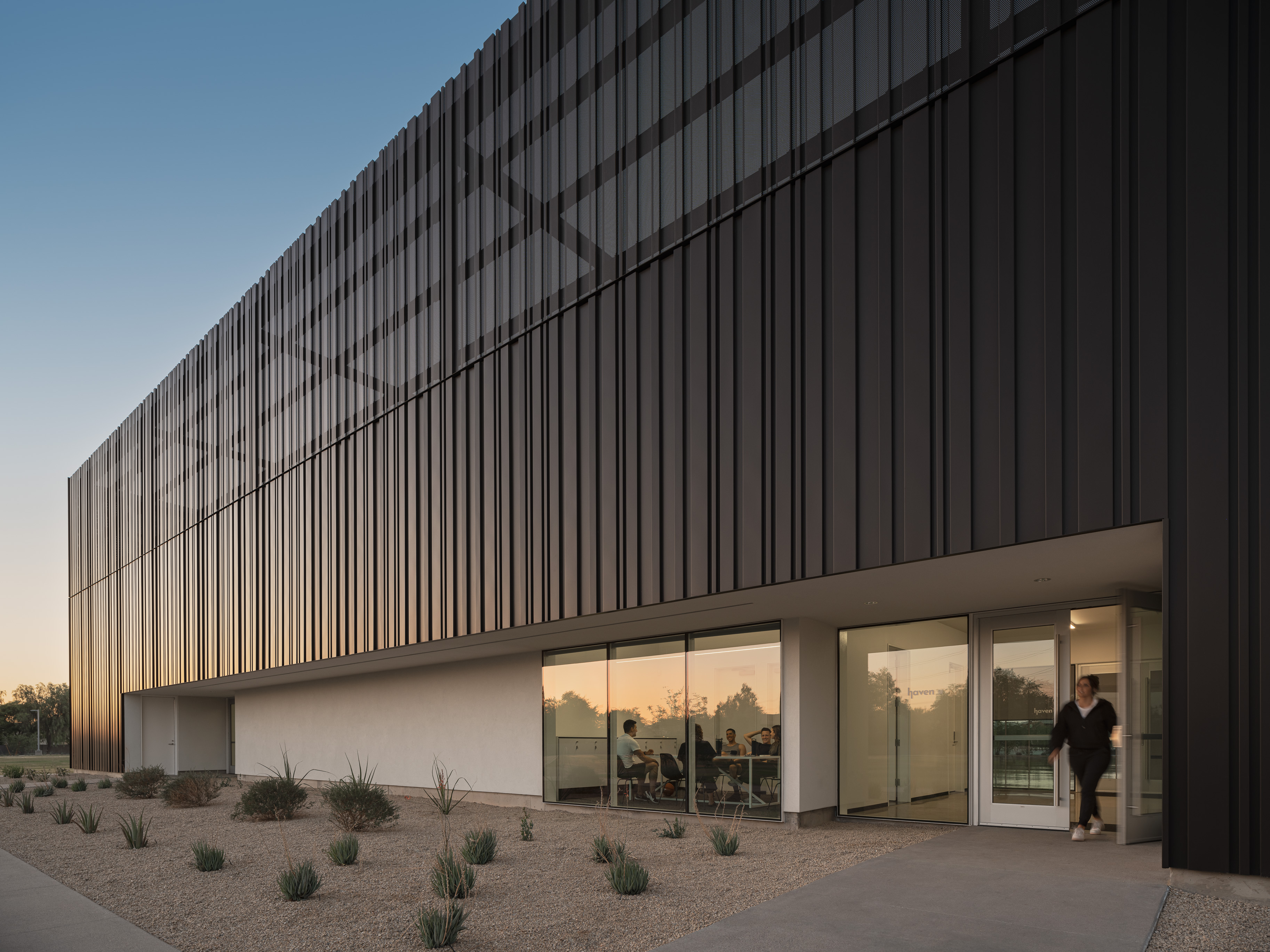 Idea 3891038: haven gymnasium by debartolo architects in Glendale ...
