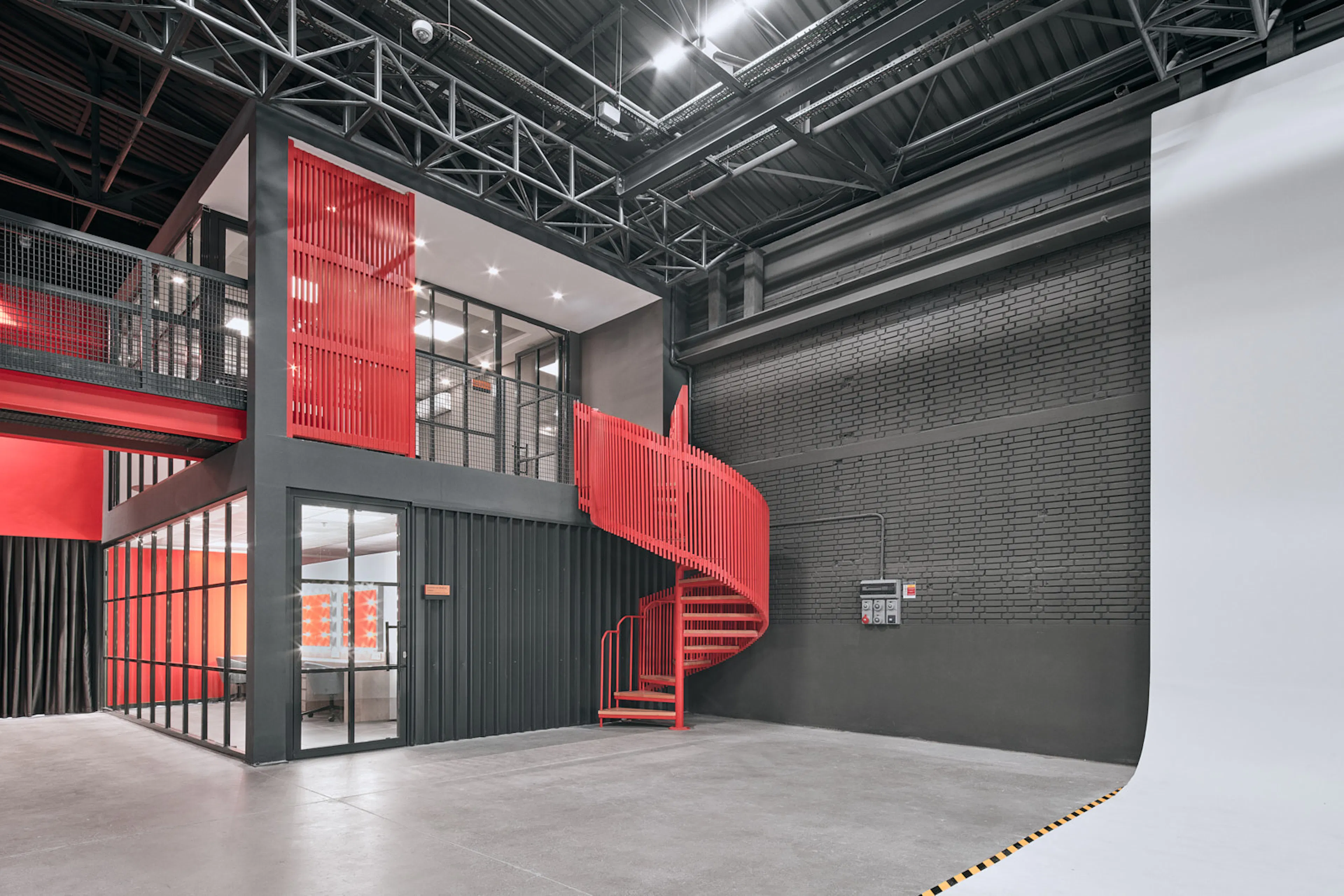 YC INOX Factory — 40