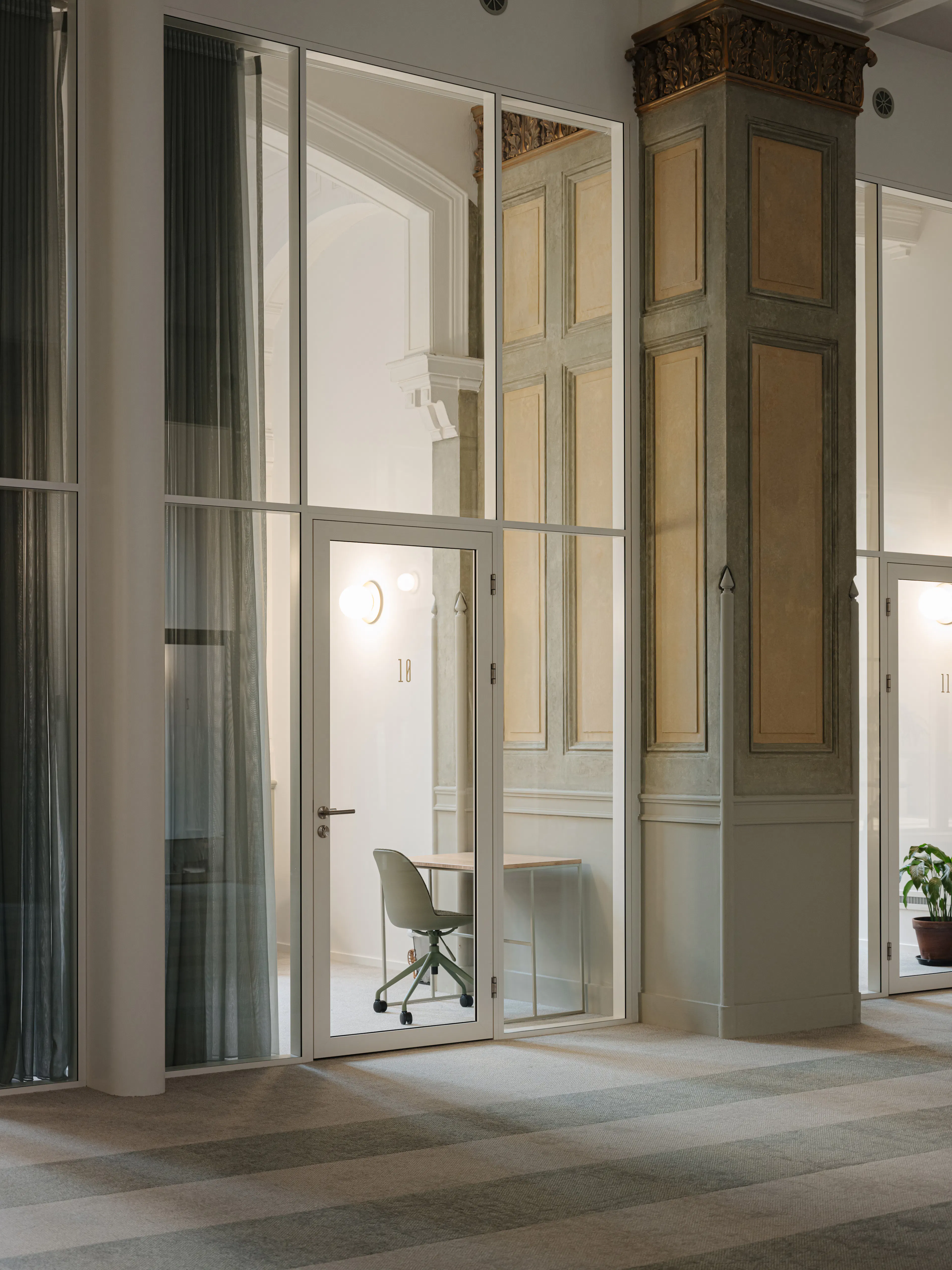 Lush Labyrinth — 10