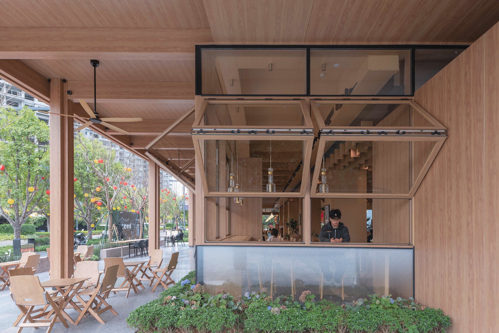 © CLOU architects