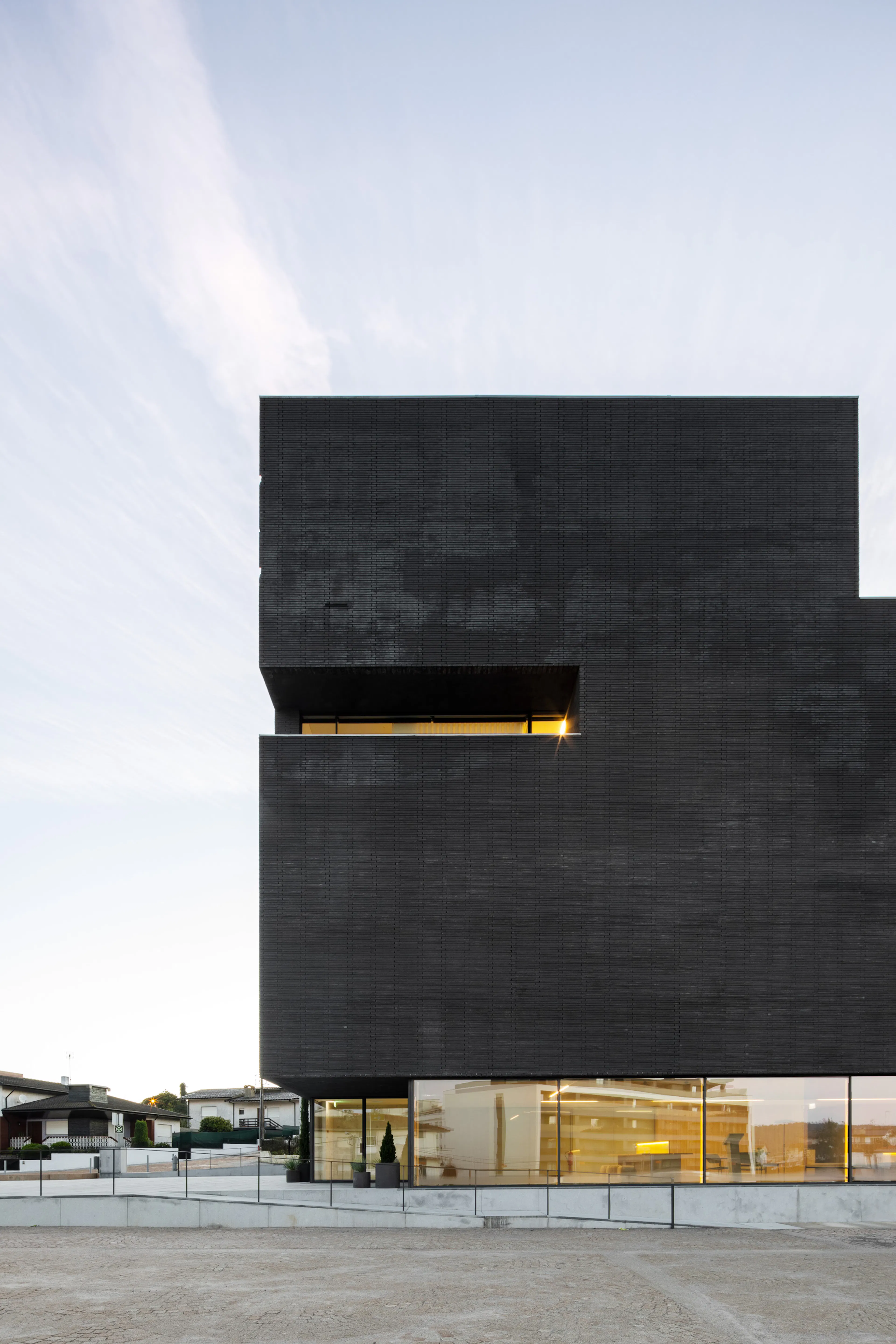 R A I A T - T O W N H A L L | 2023 — 2