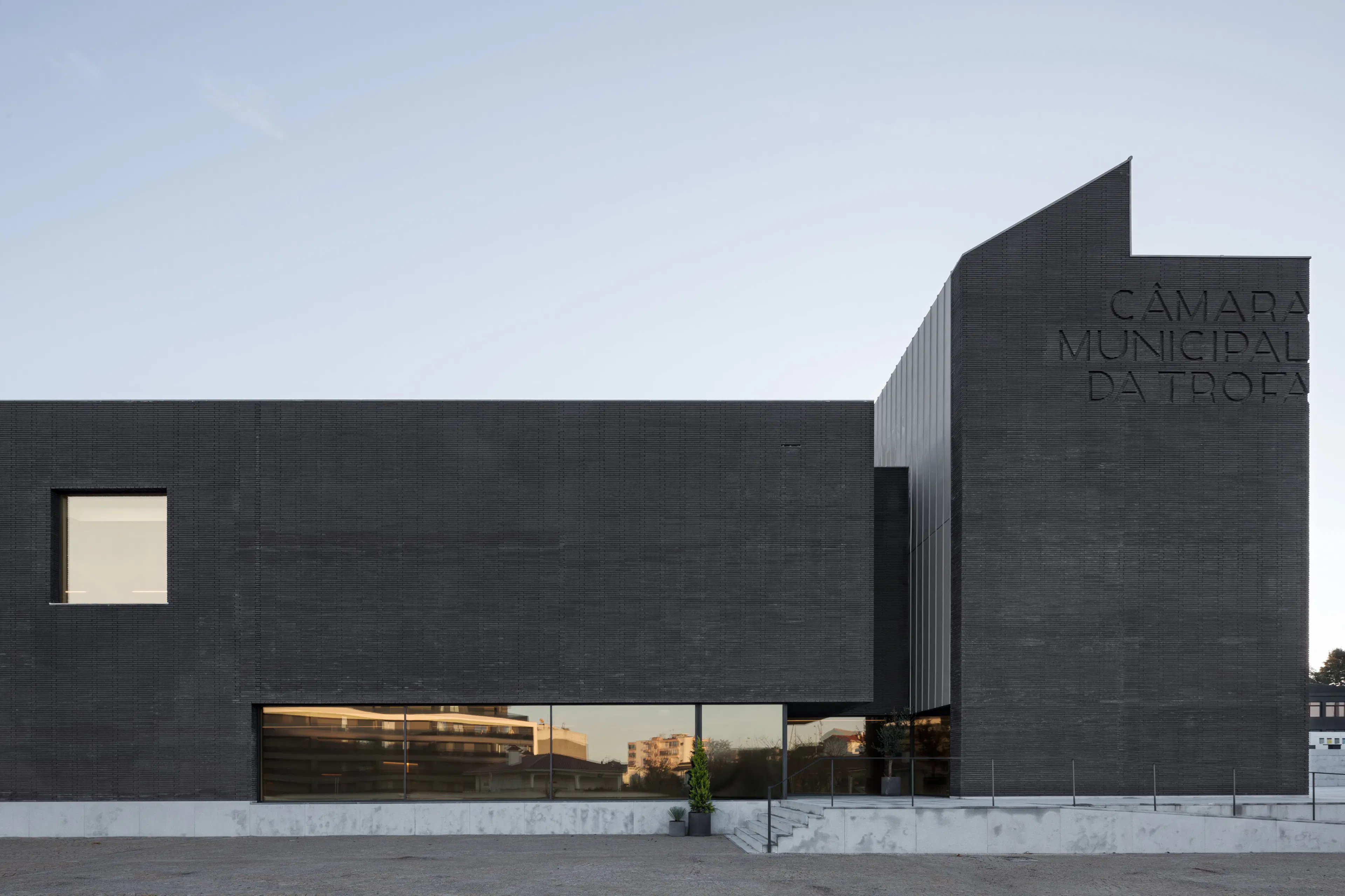 R A I A T - T O W N H A L L | 2023 — 5