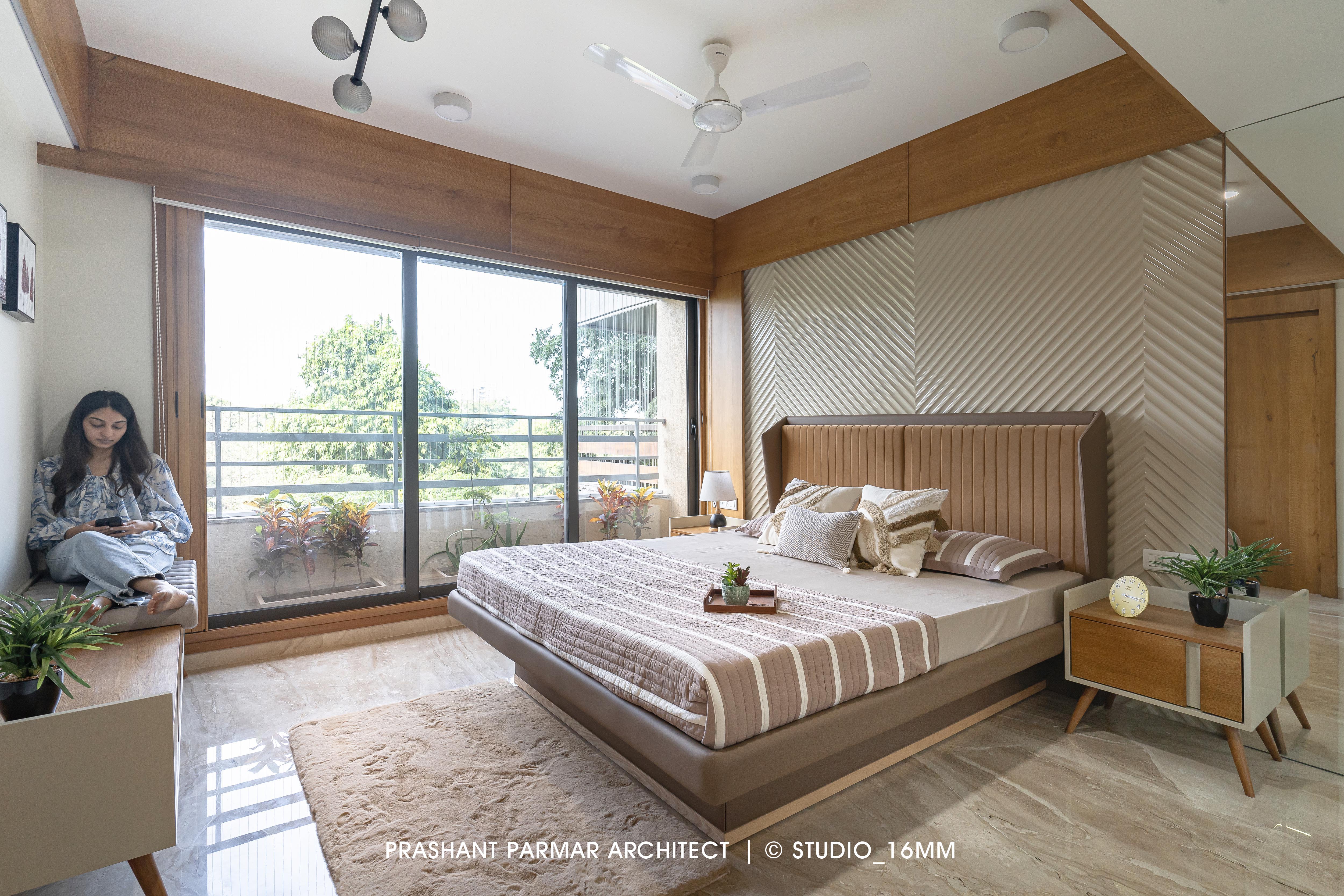 5BHK Timeless Interiors at Shivalik in Ahmedabad by Prashant Parmar ...