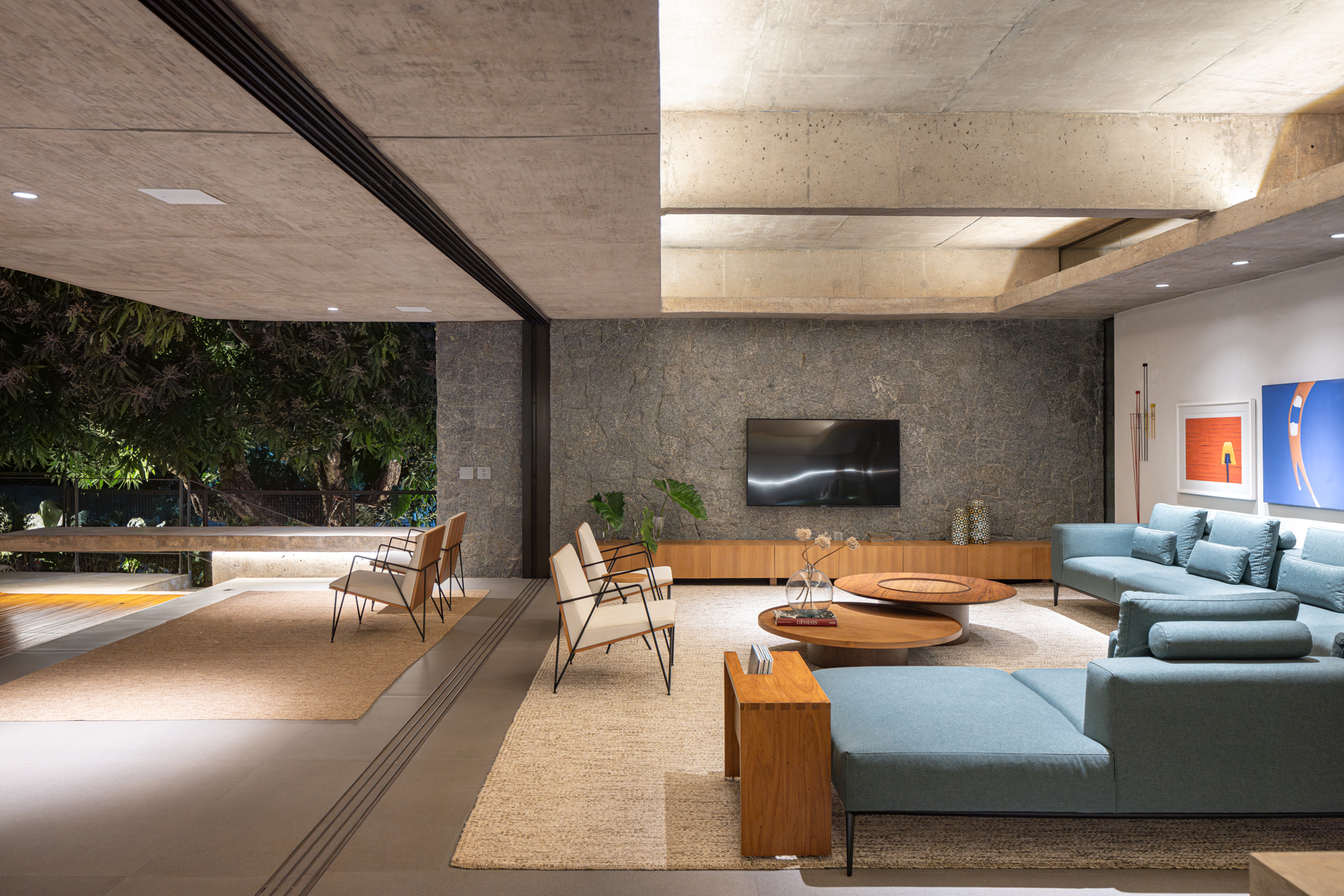 Dante House by BLOCO Arquitetos - Architizer