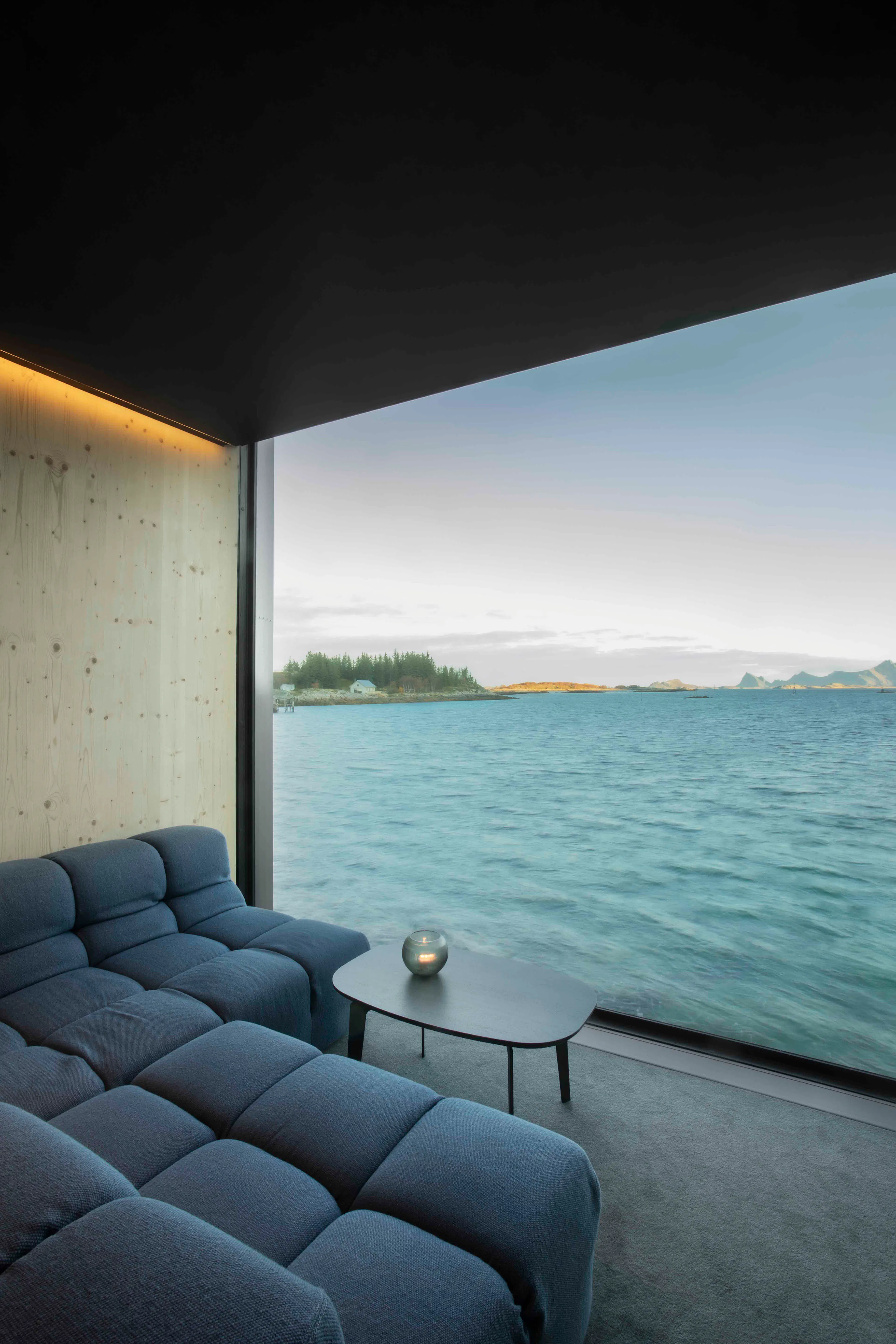 Manshausen - Two Towers — 6