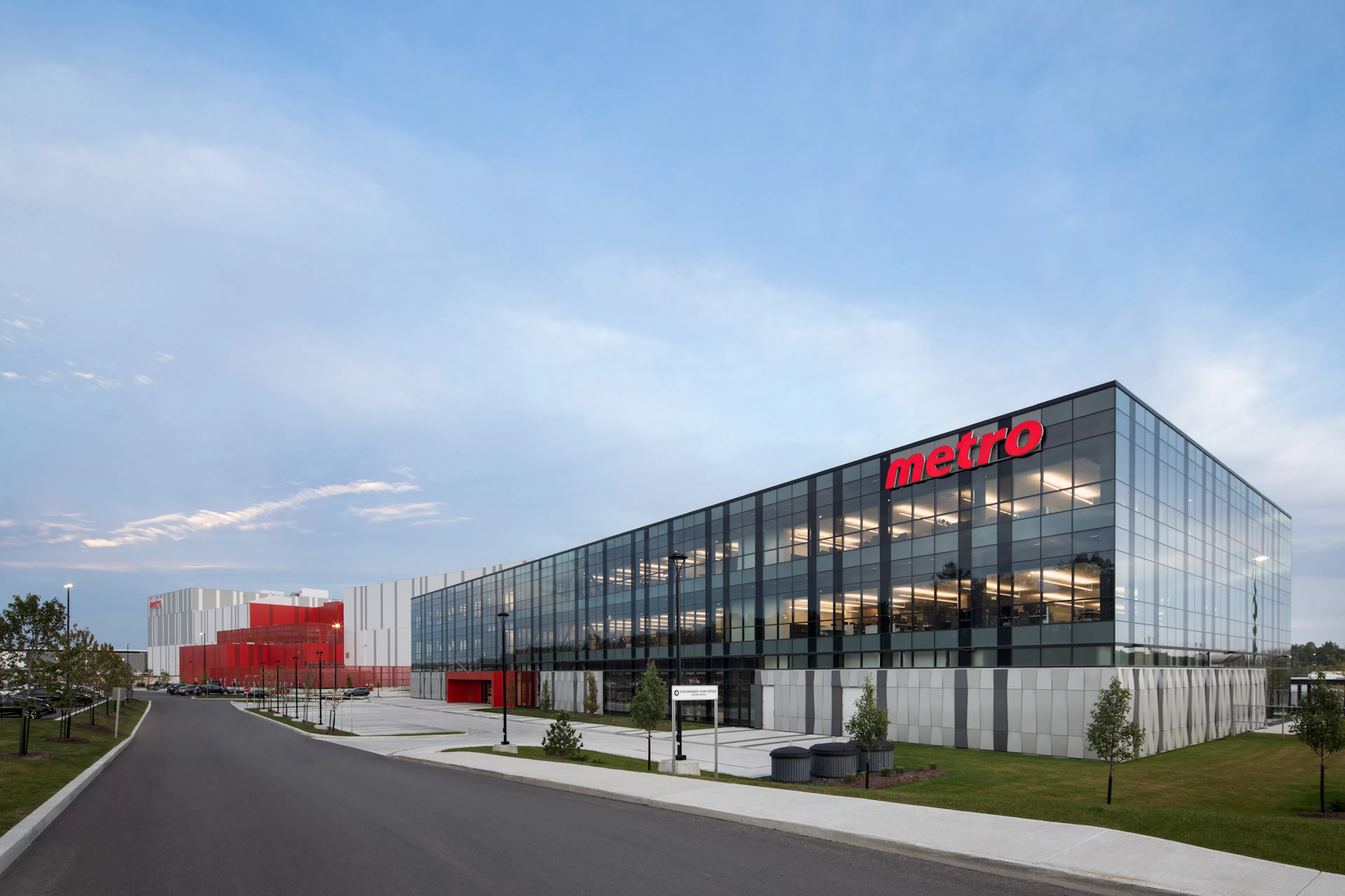 METRO Distribution Centre — 1