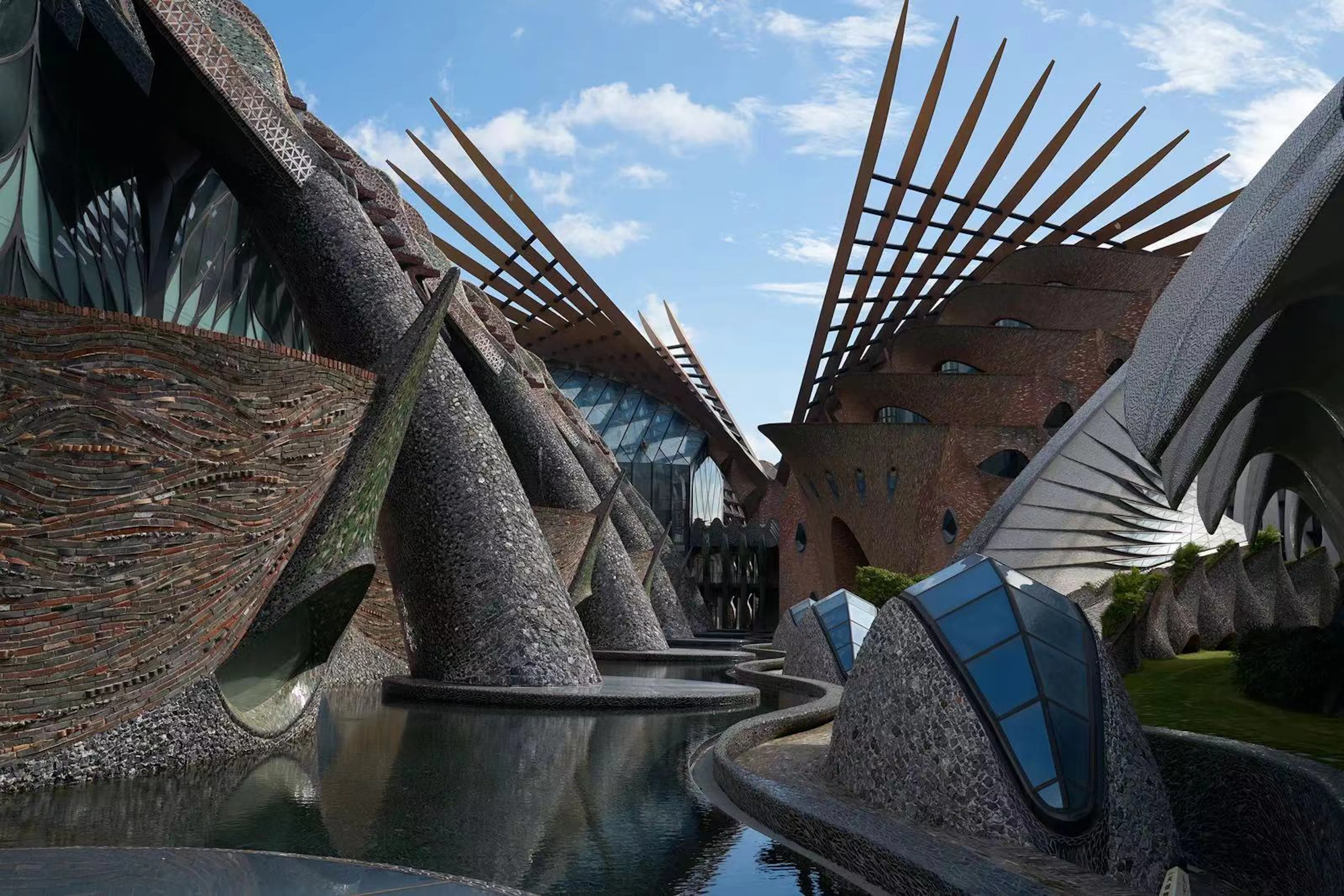 Marisfrolg Fashion Campus — 4