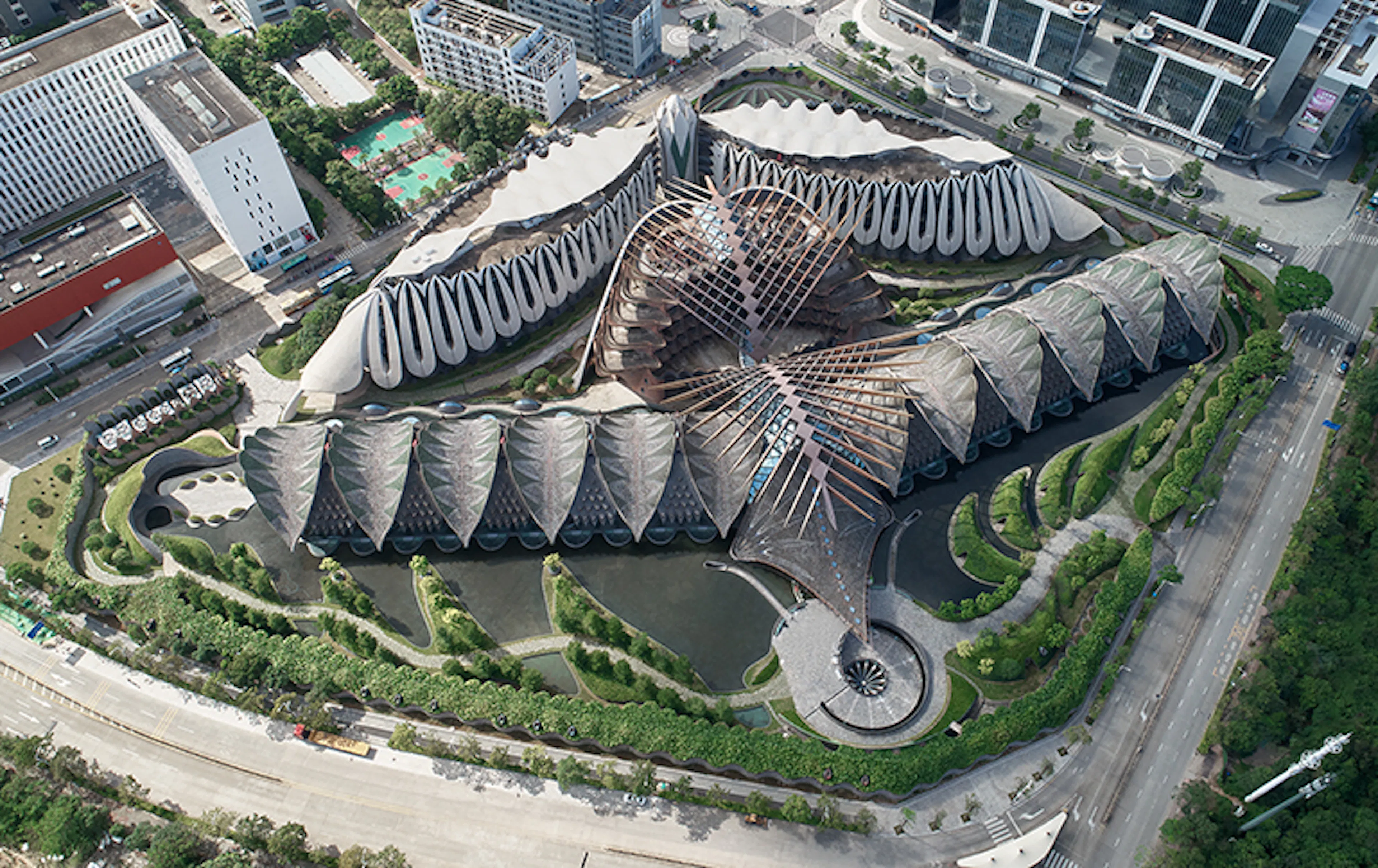 Marisfrolg Fashion Campus — 2