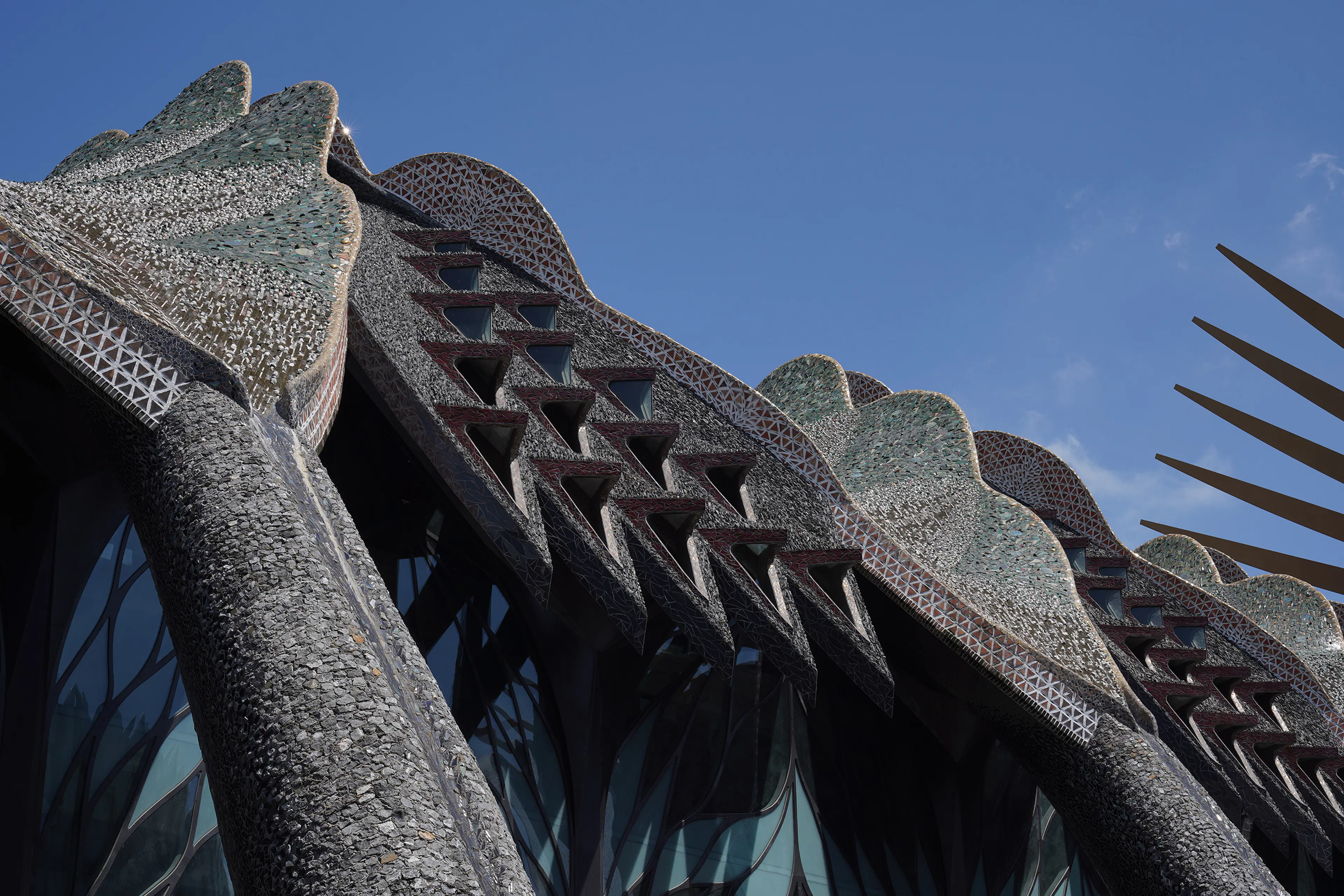 Marisfrolg Fashion Campus — 7