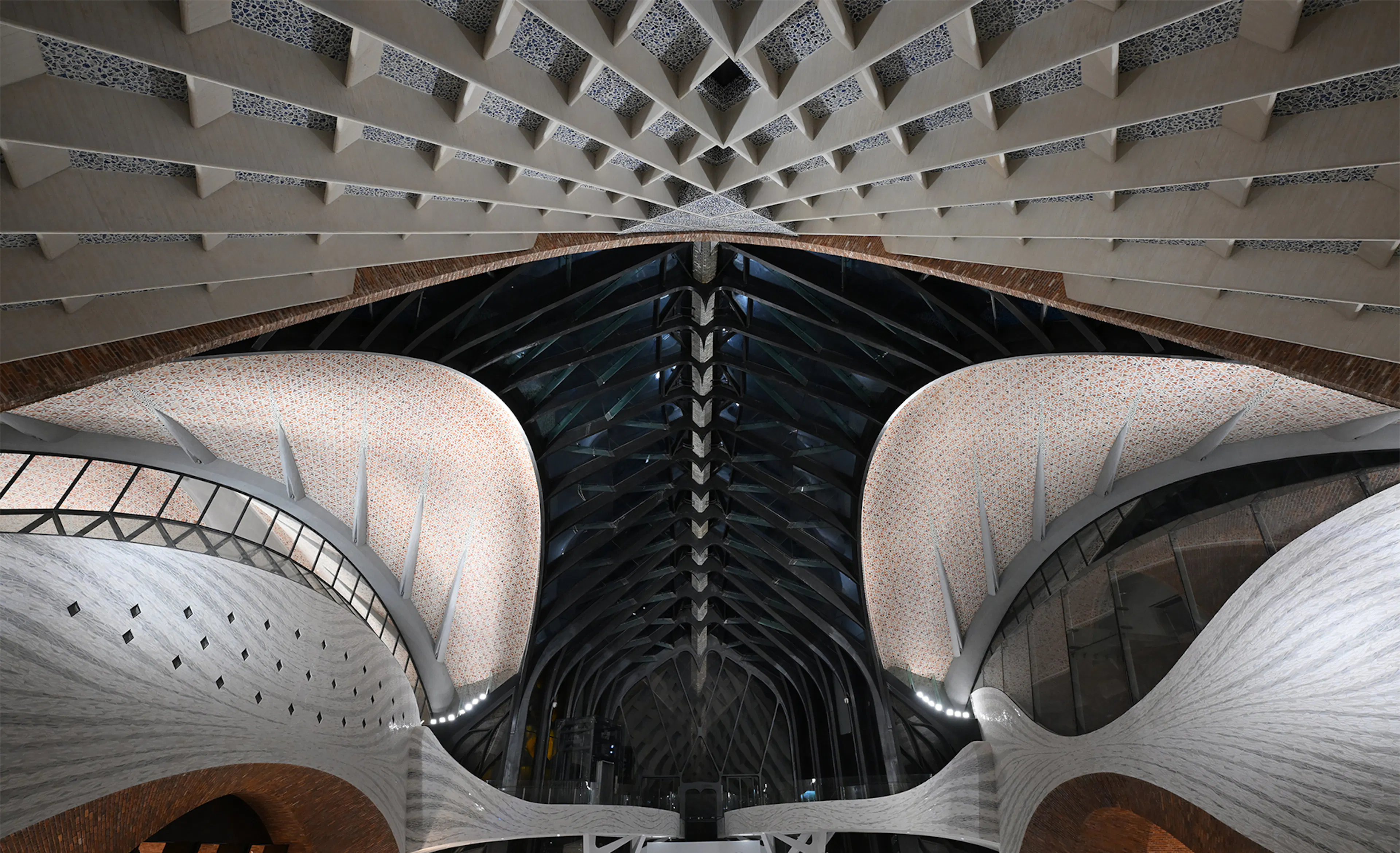 Marisfrolg Fashion Campus — 25