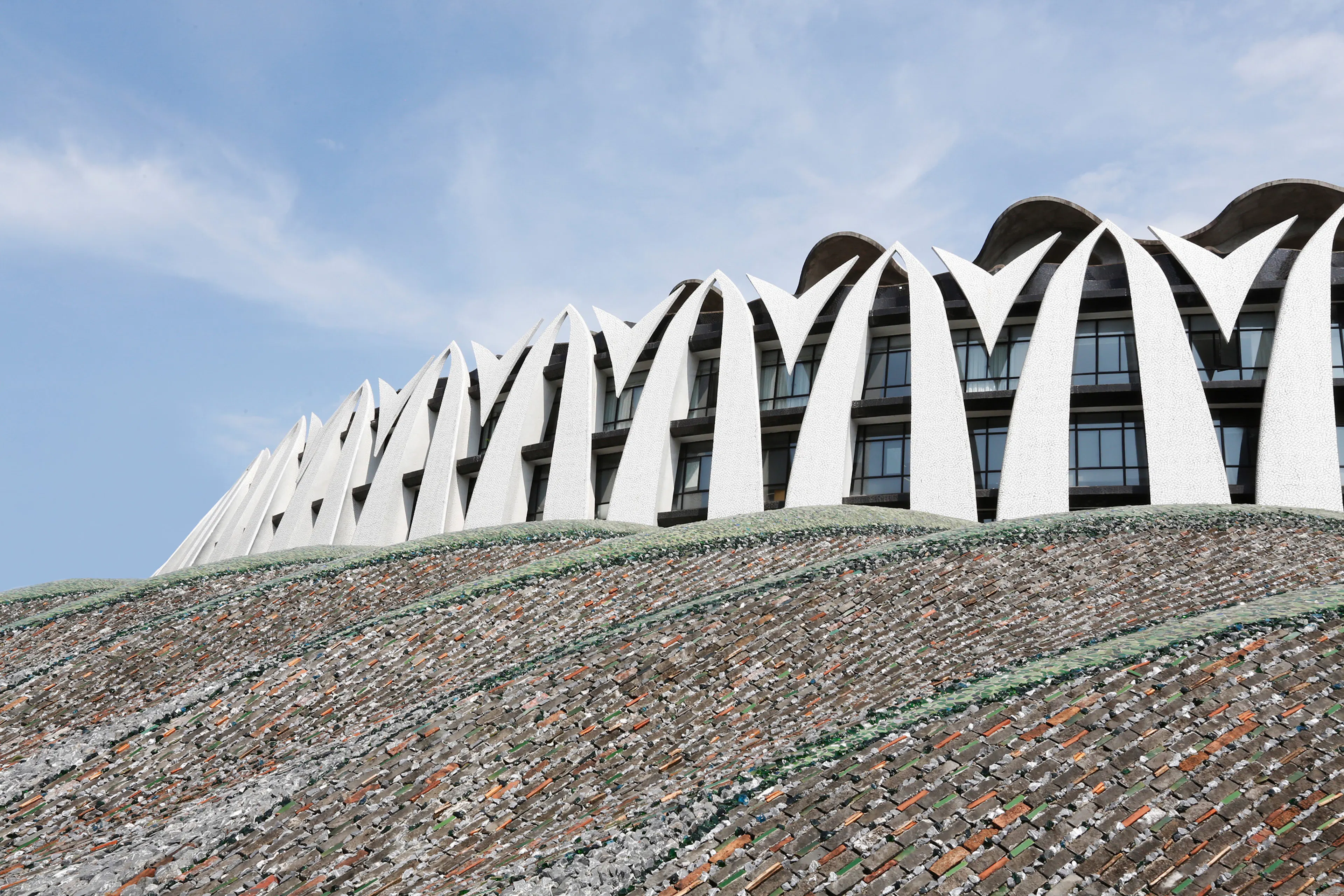 Marisfrolg Fashion Campus — 18