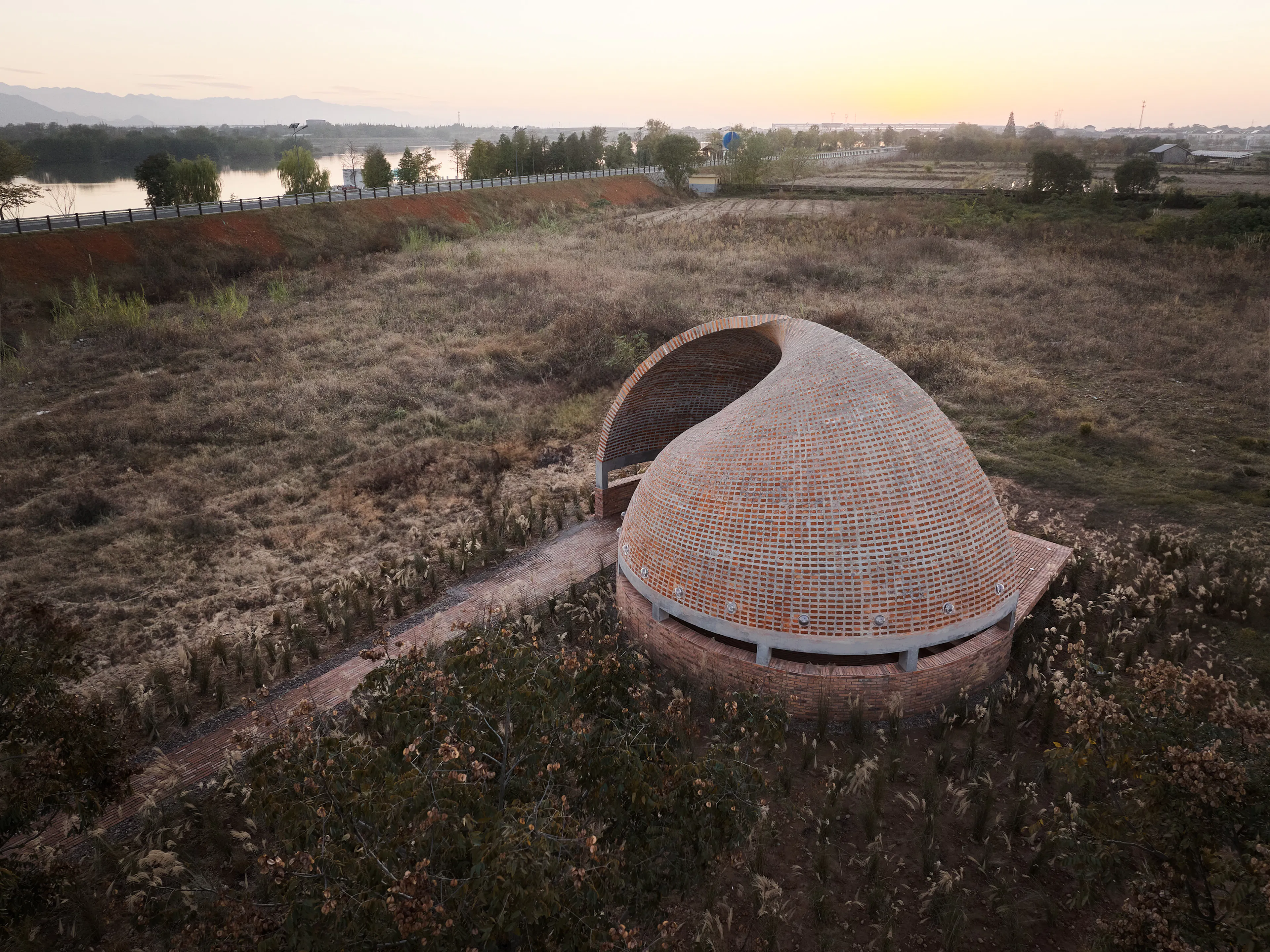 Twisted Brick Shell Concept Library — 3