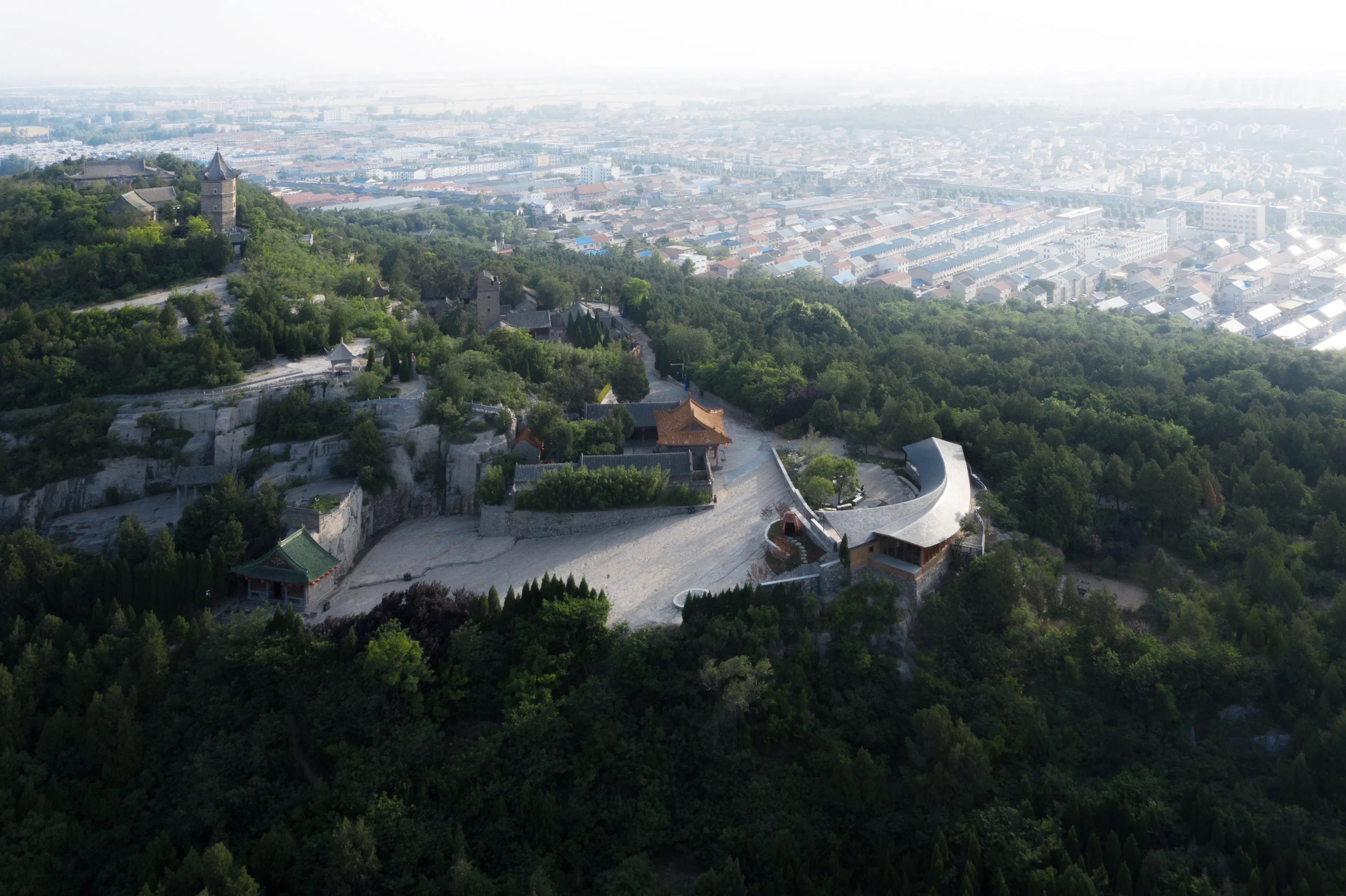 Dapi Mountain Pavilion