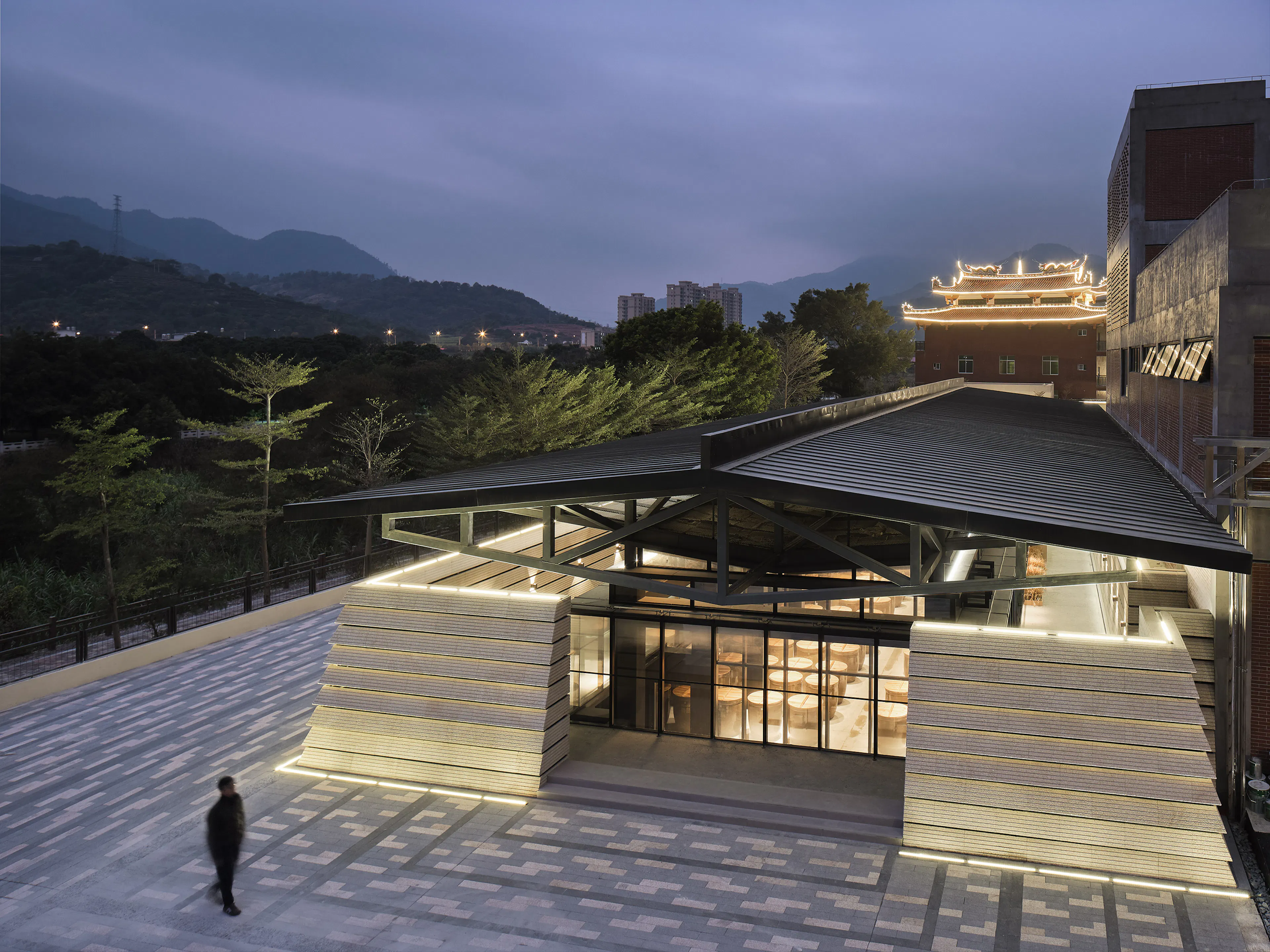 Sightseeing Factory of Yongchun Red Vinegar — 4