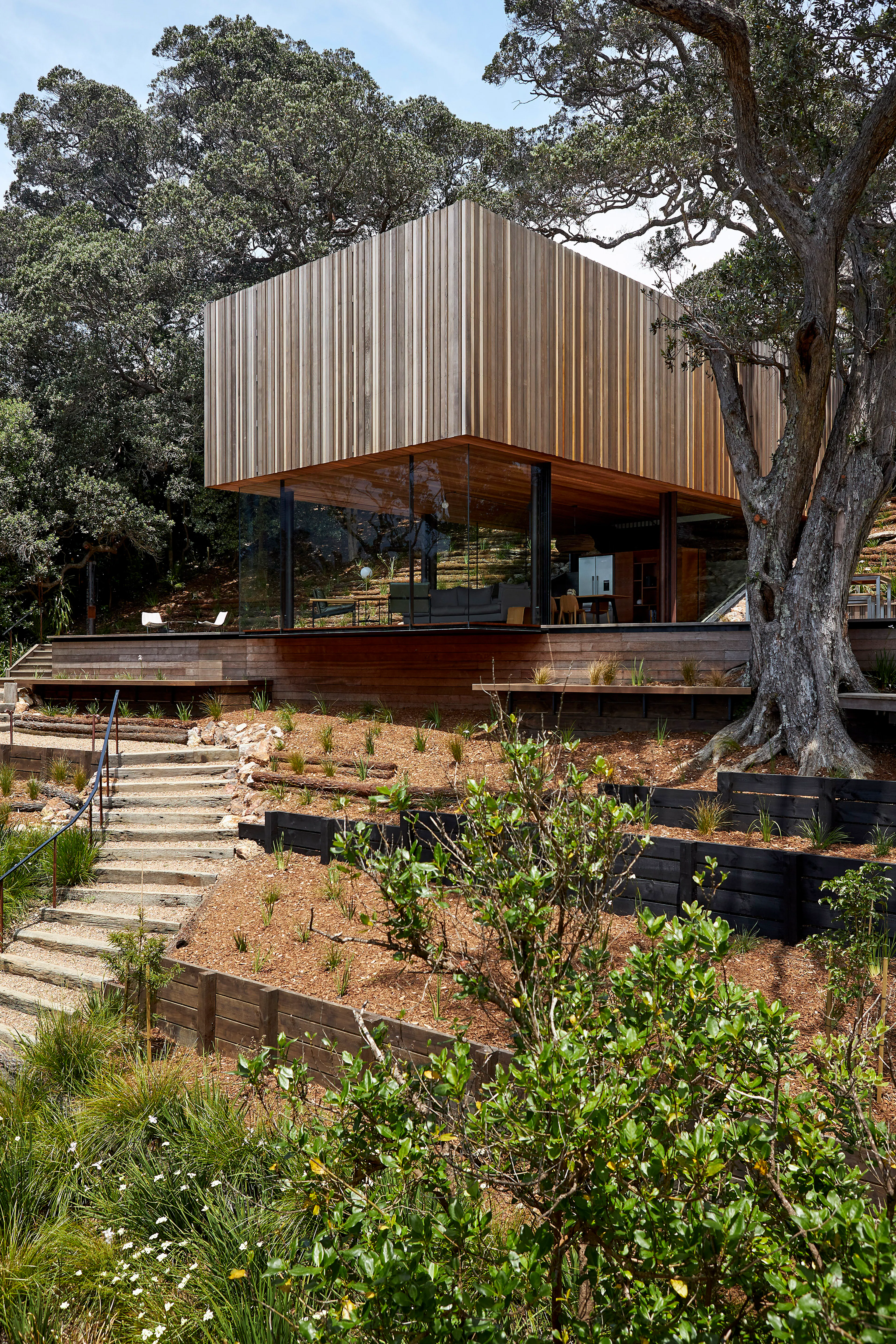 Mawhitipana House — 2