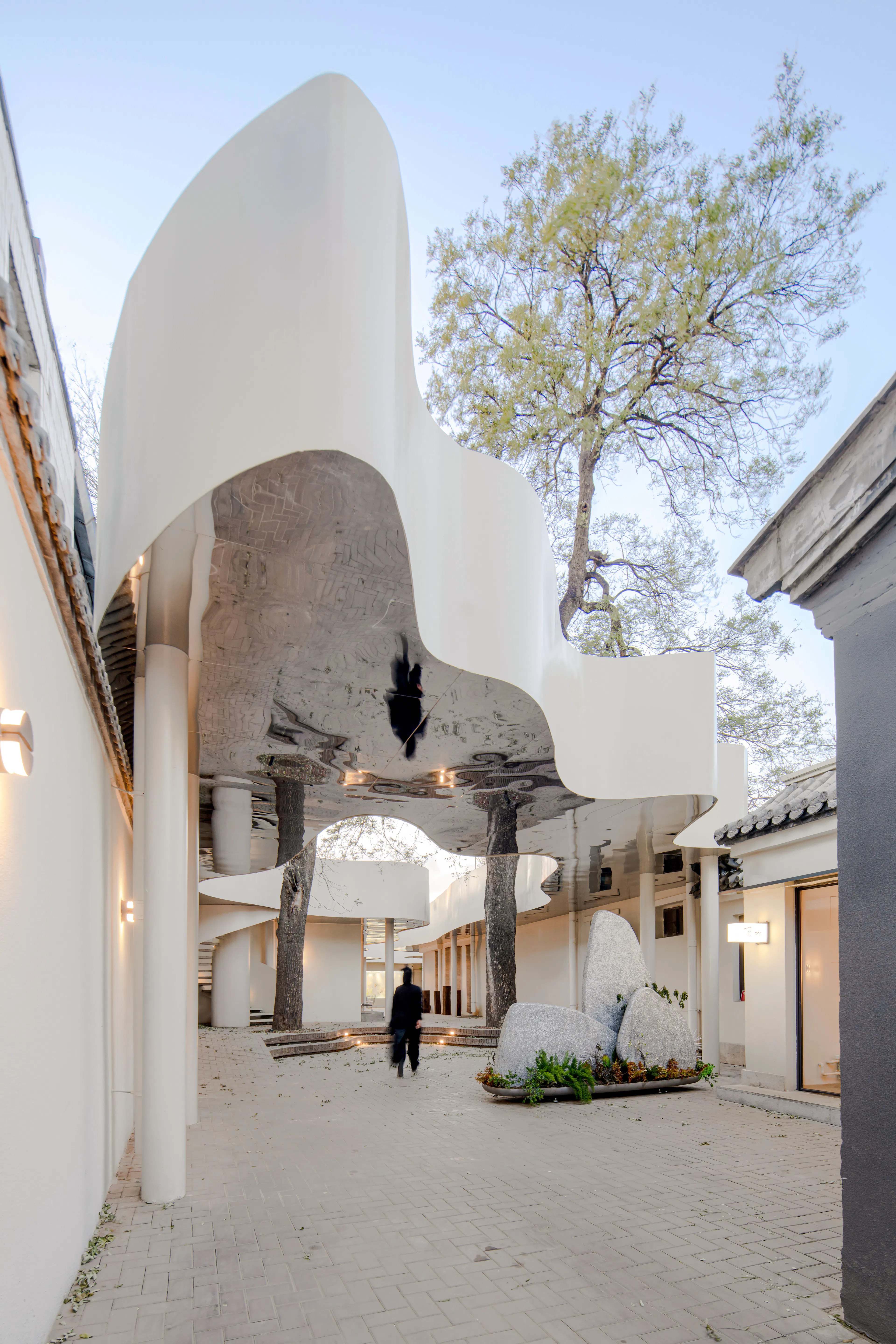 Courtyard 35 - Hutong Cloudscape — 13