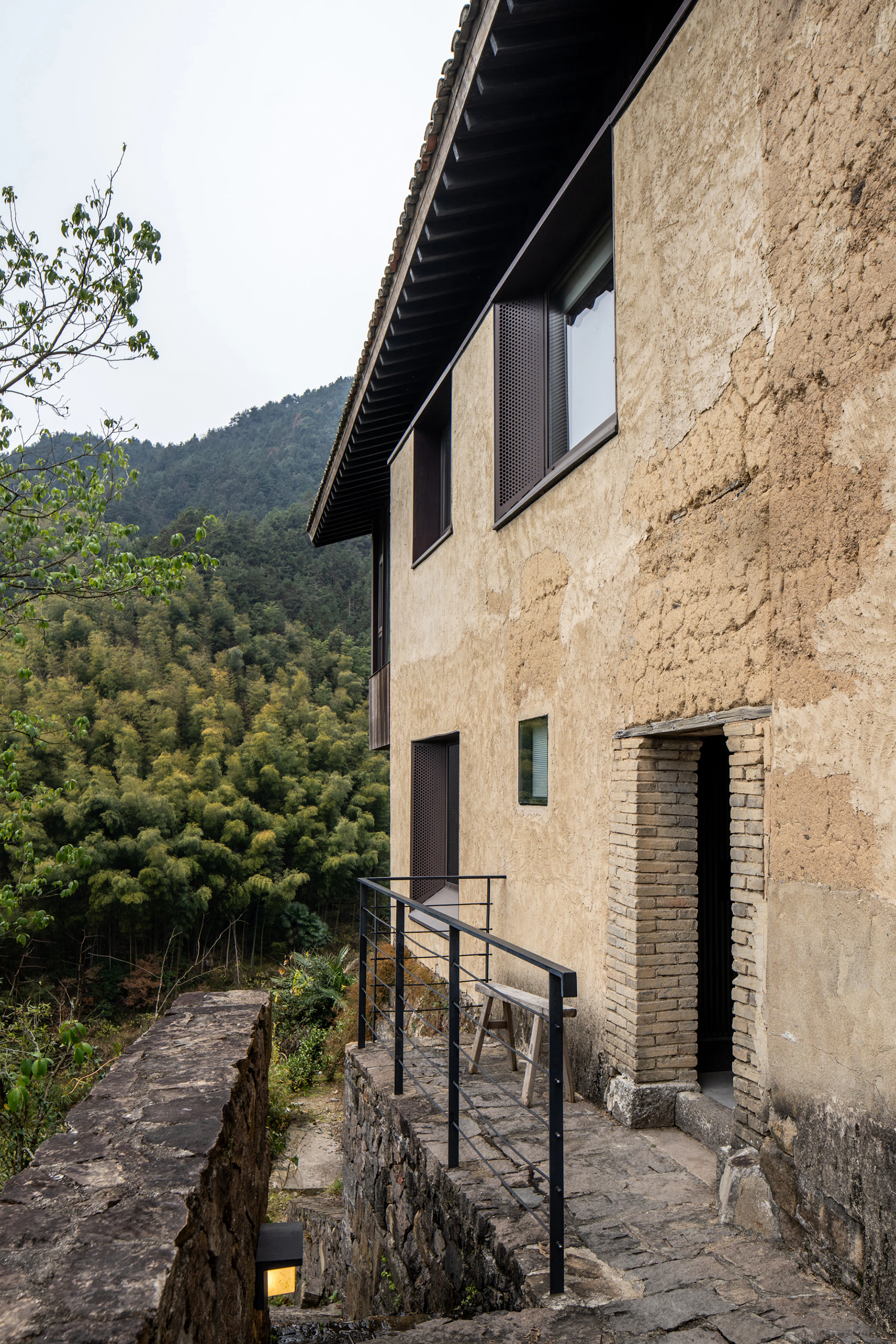 Songyang Stray Birds Art Hotel — 19