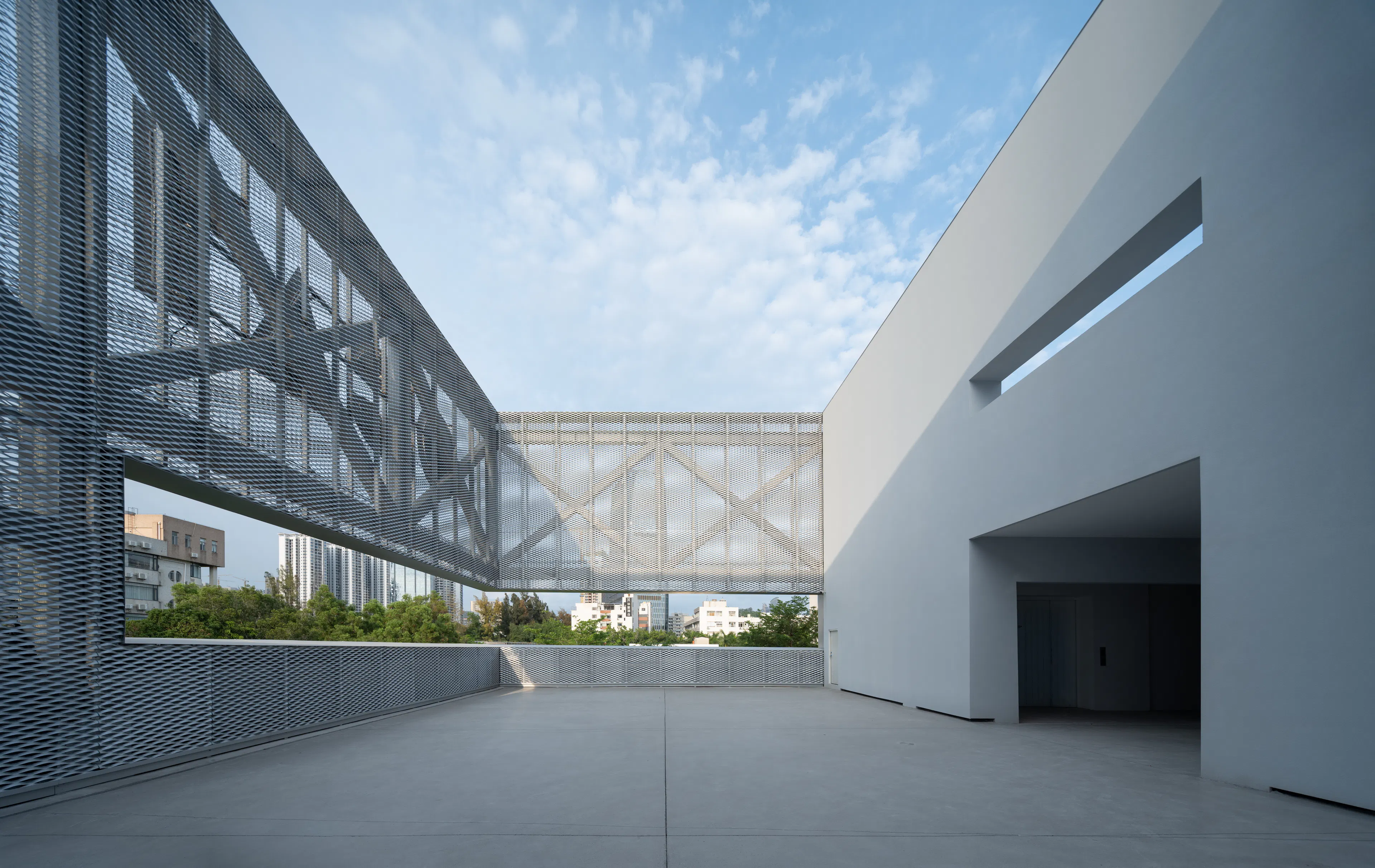 OCAT(OCT Contemporary Art Terminal) - B10 — 19