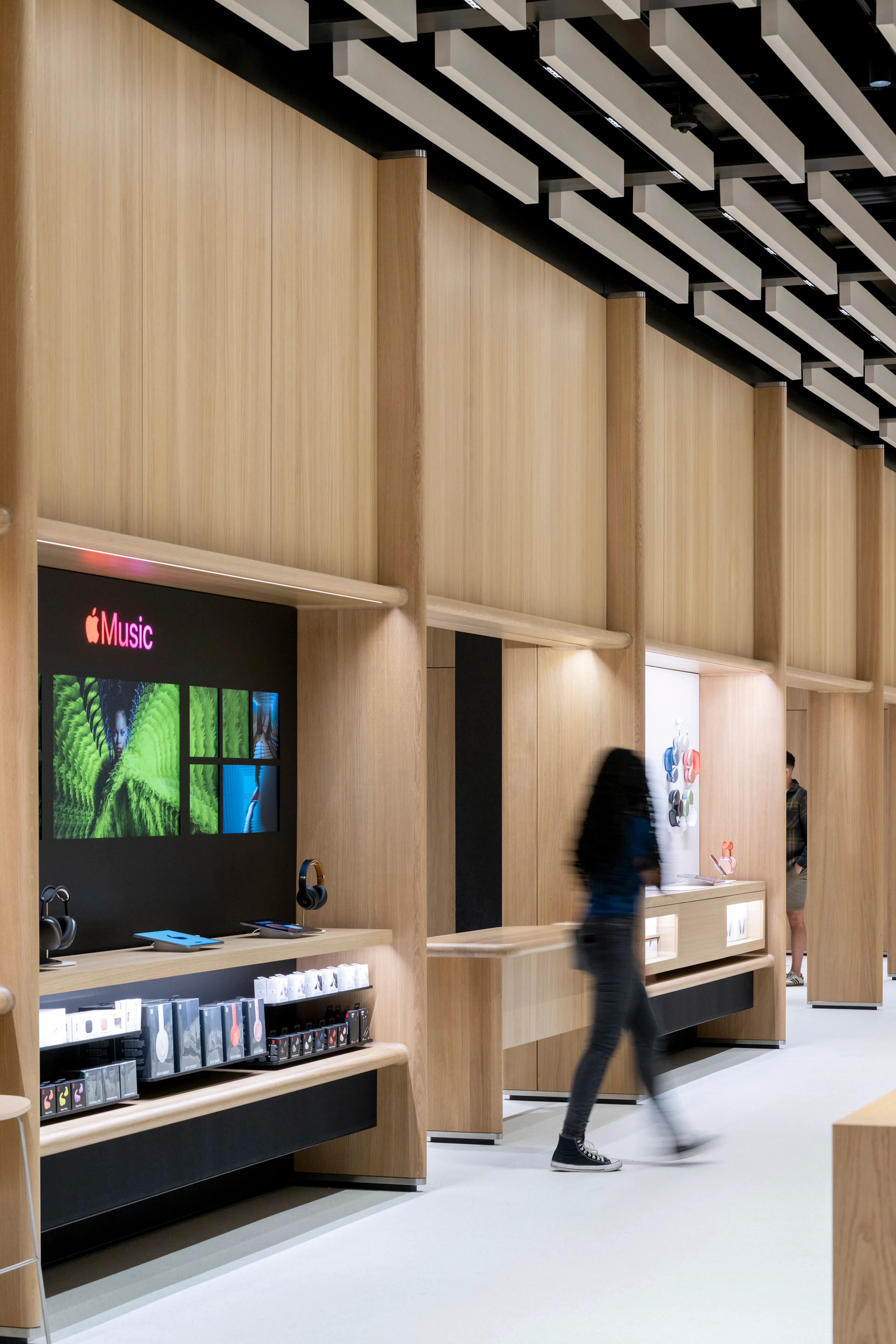 Apple Battersea — 5