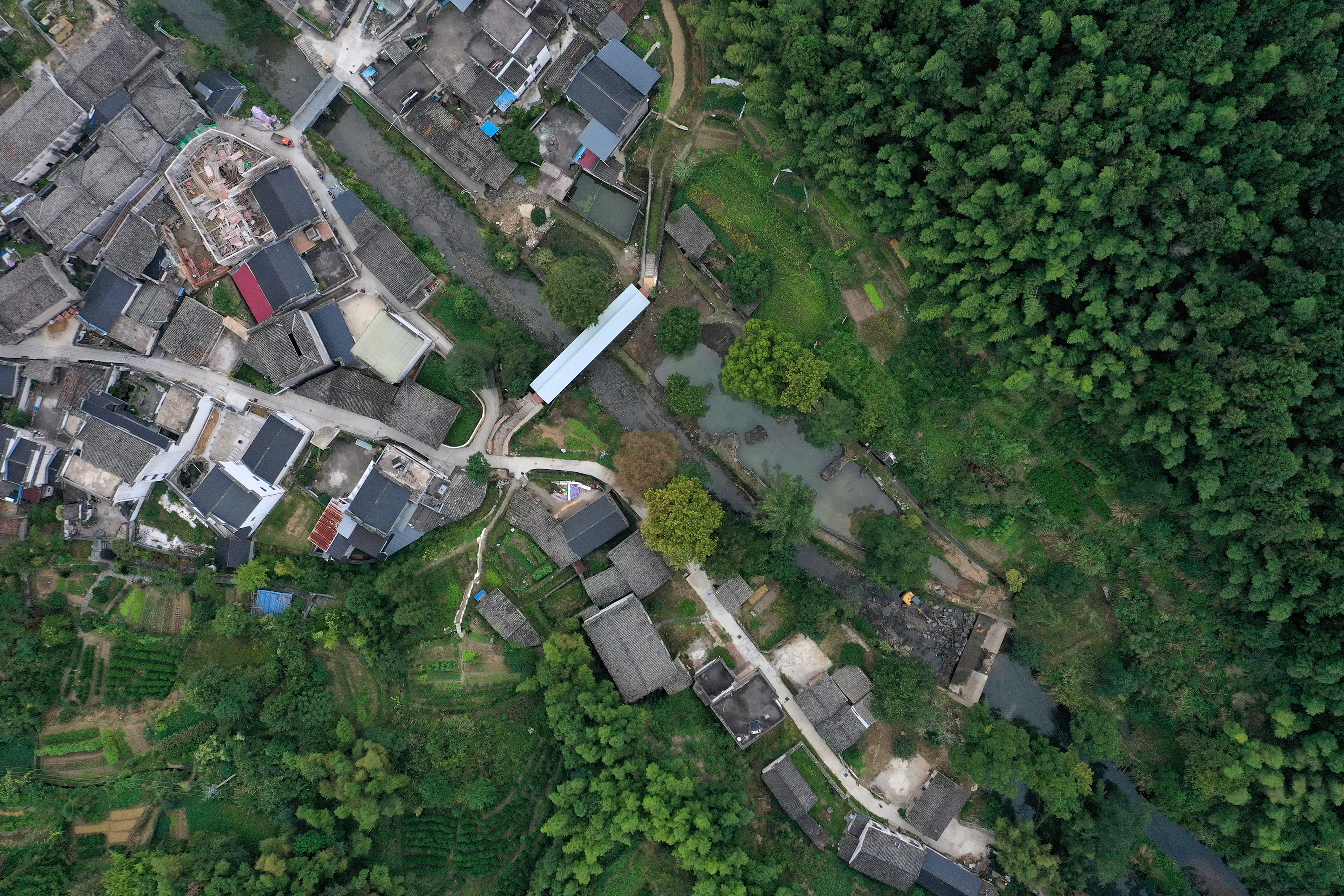 FW JI·Covered Bridge on Aqueduct — 1