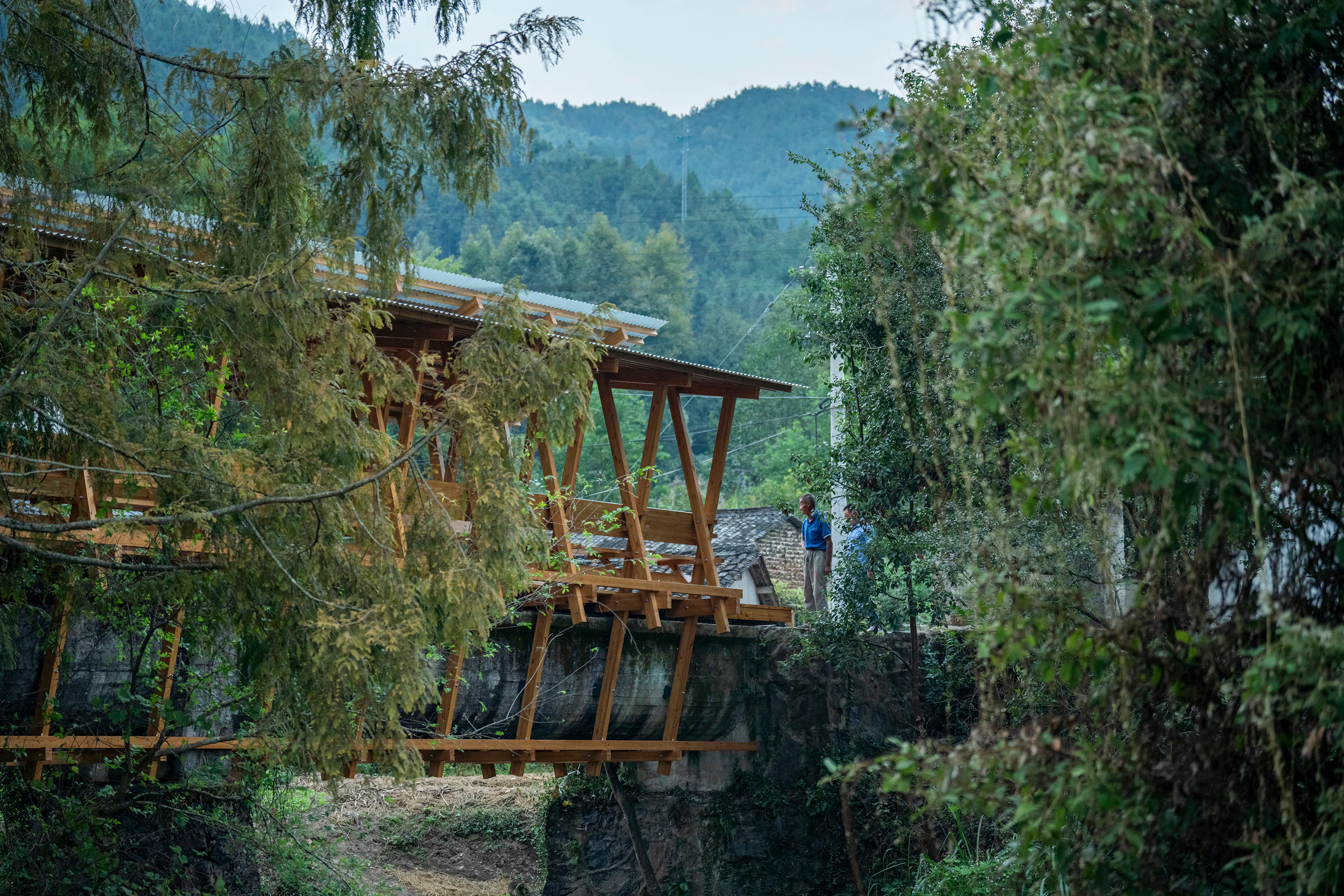 FW JI·Covered Bridge on Aqueduct — 12