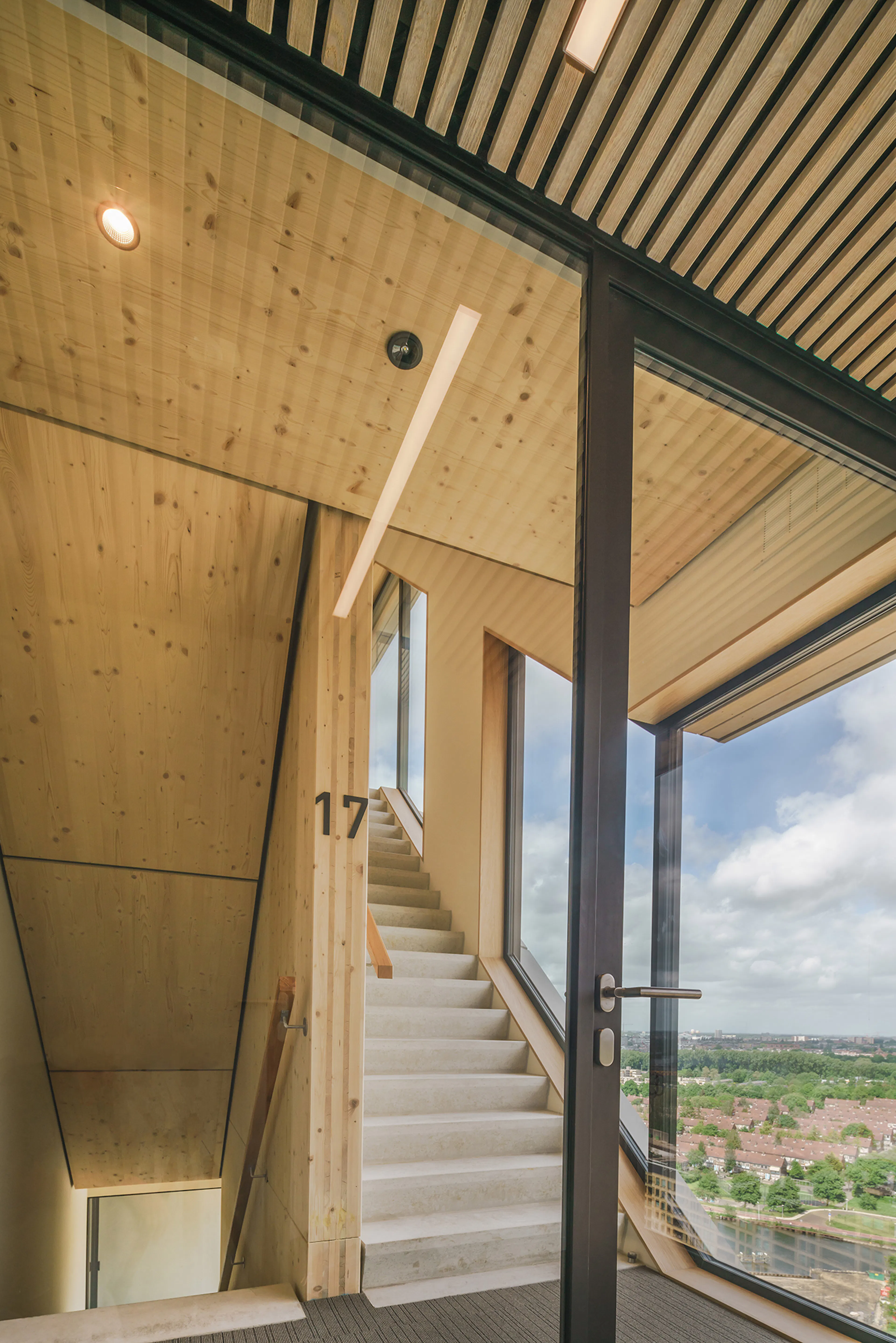 HAUT Amsterdam — 6