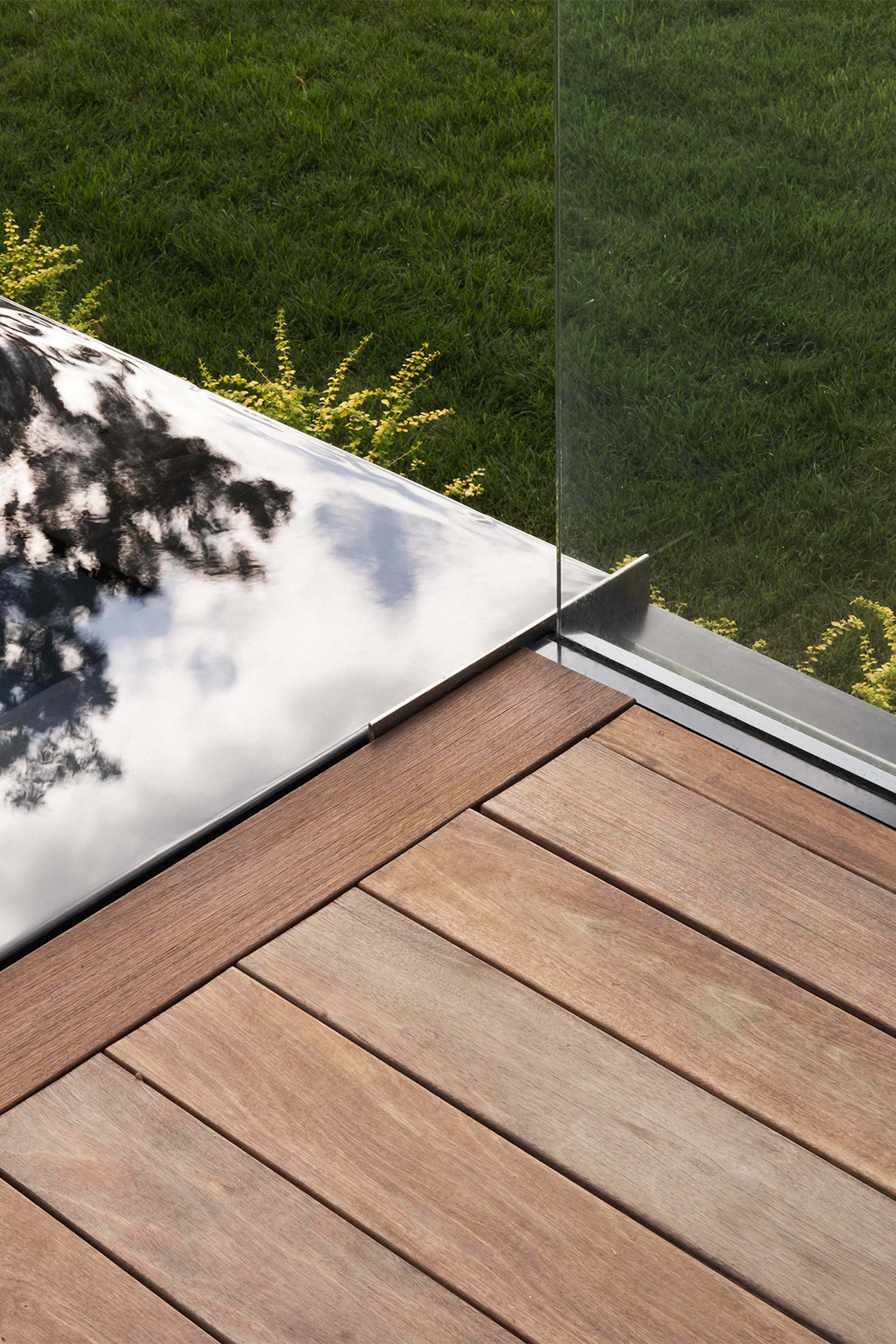 The Slate Residence — 22