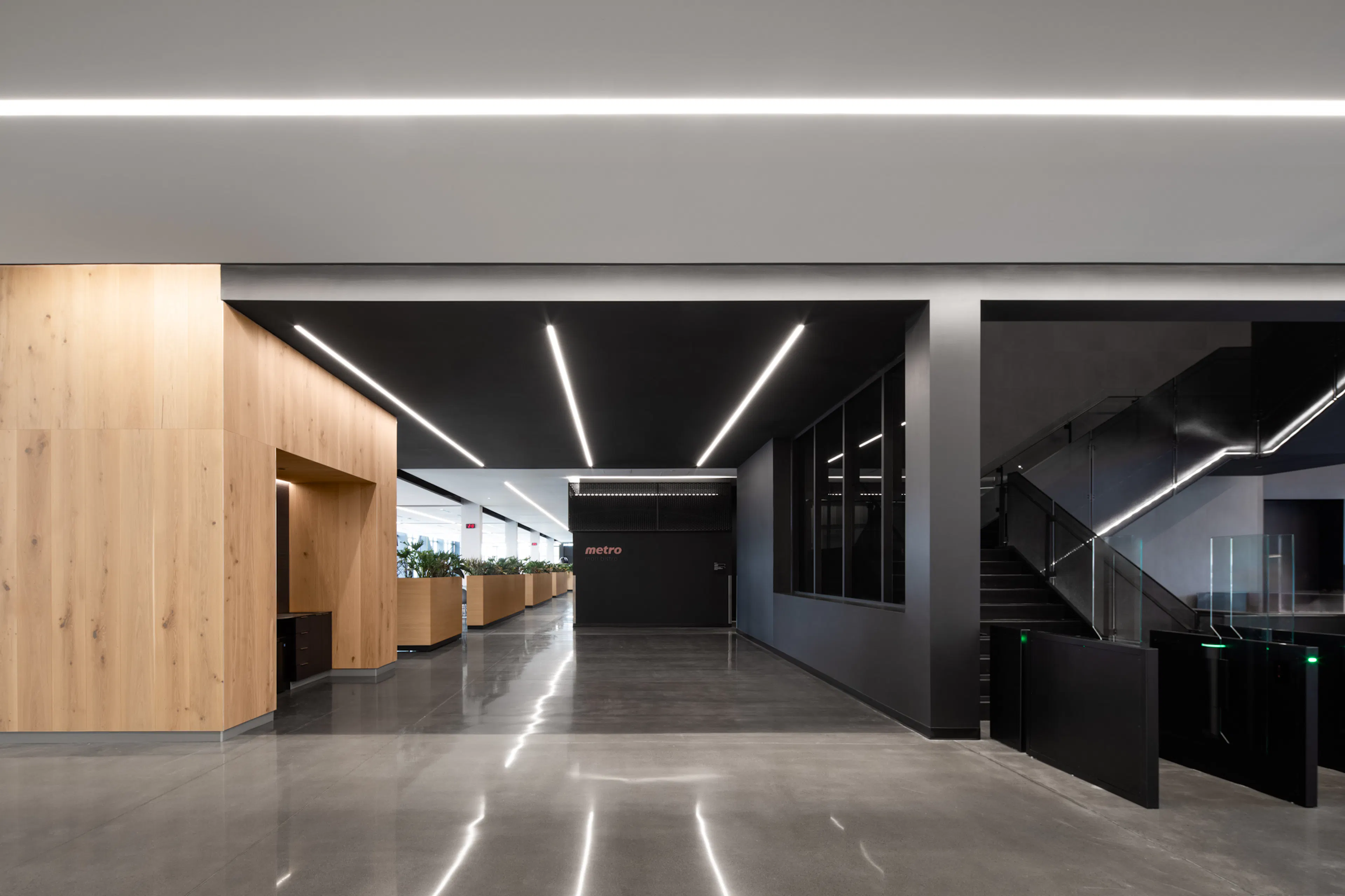 METRO Distribution Centre — 5