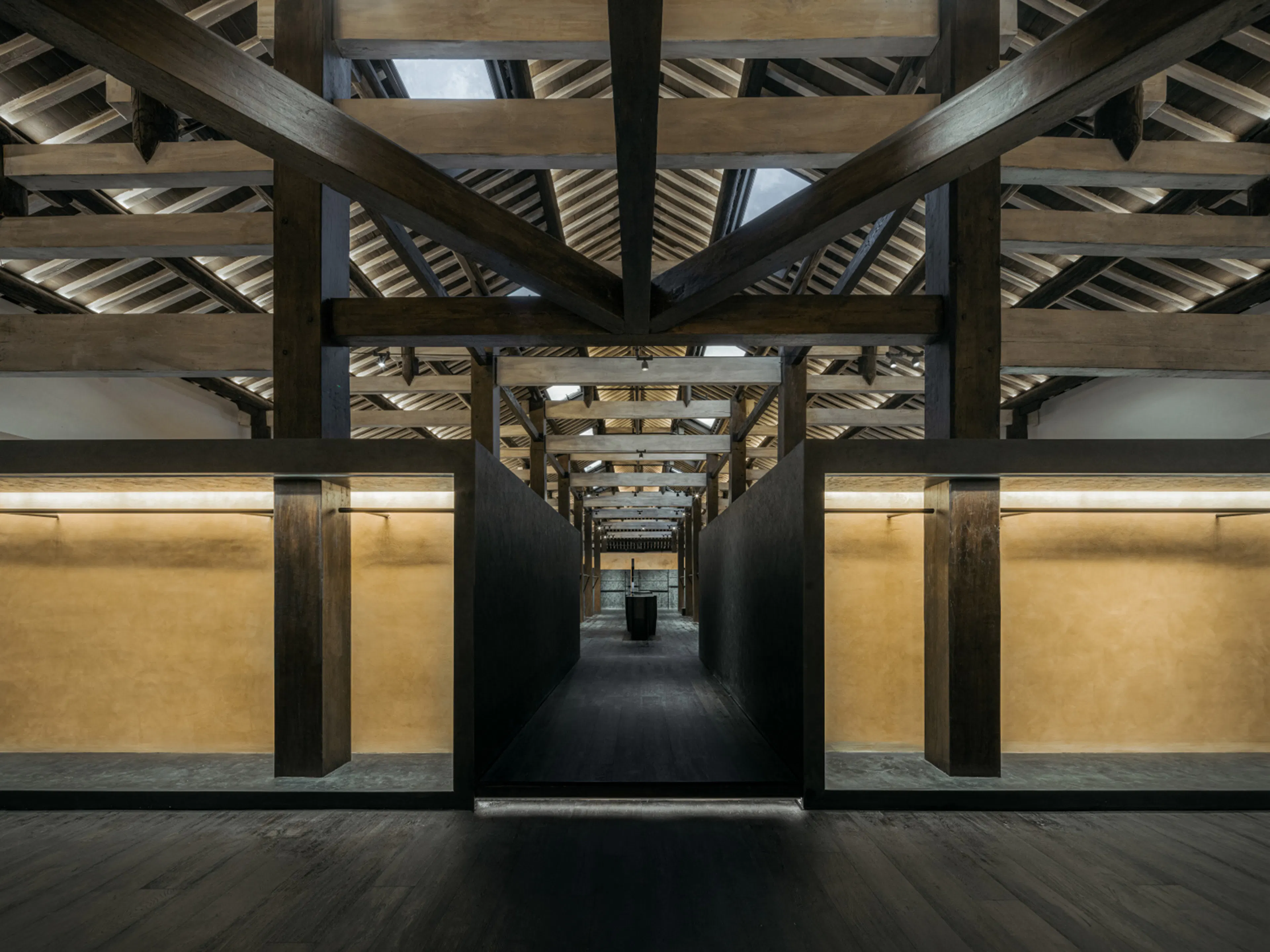 Mirage25 Atelier — 2