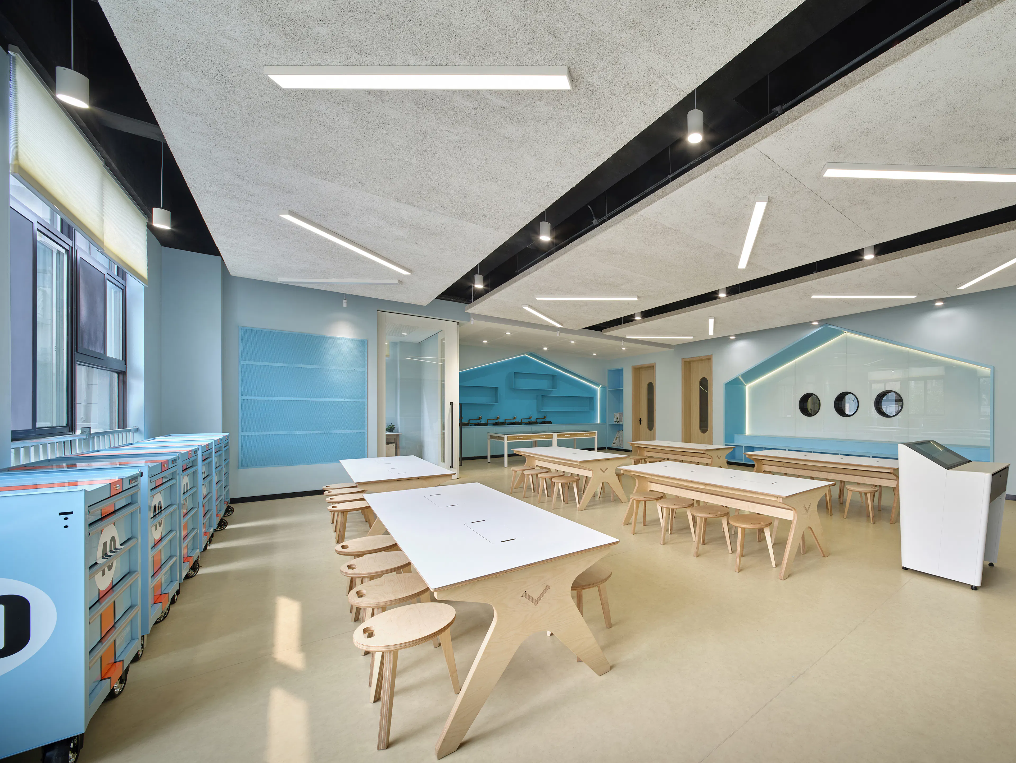 Jinshan No.2 Experimental Primary School — 4