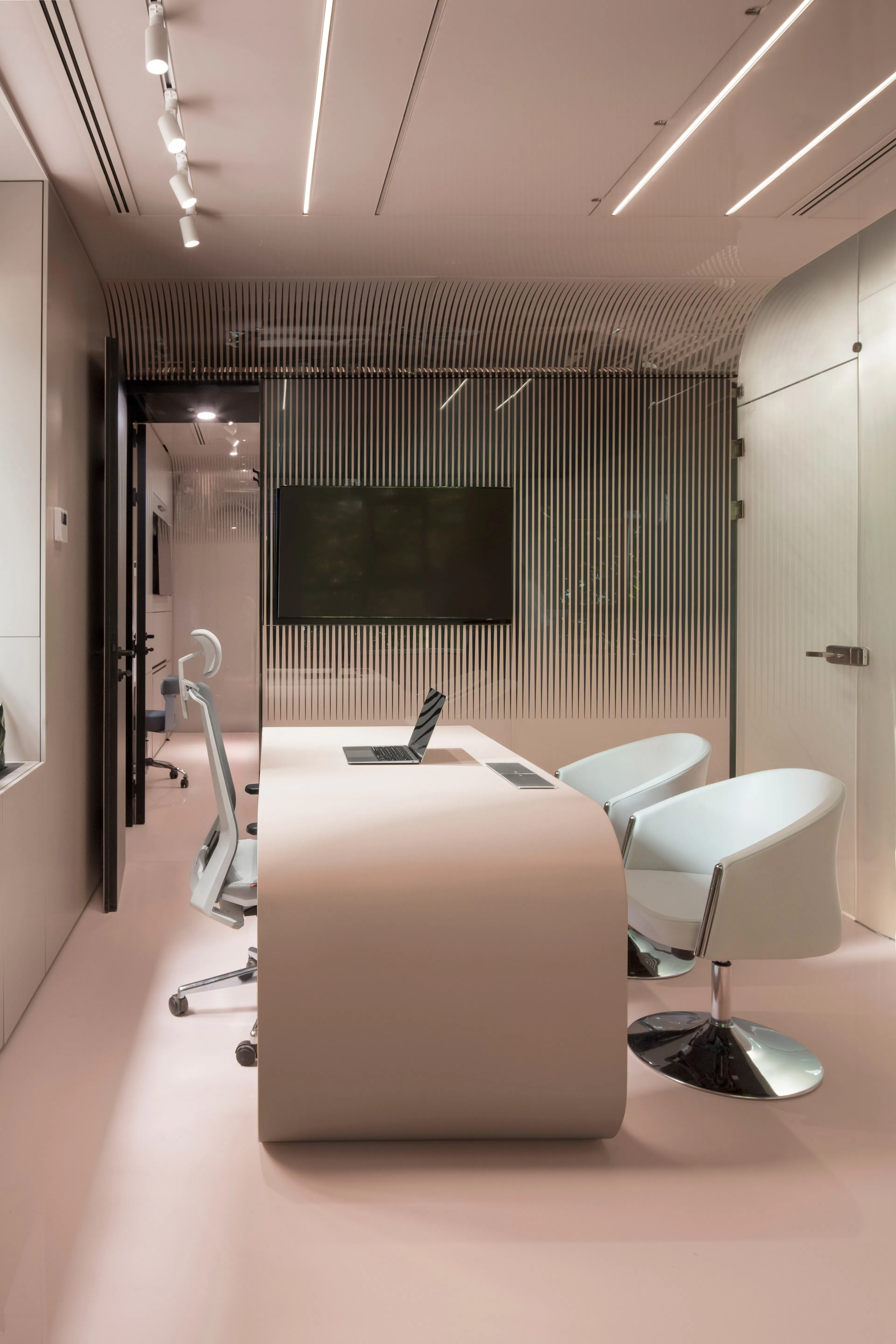 Baftar Dermatology Clinic — 21