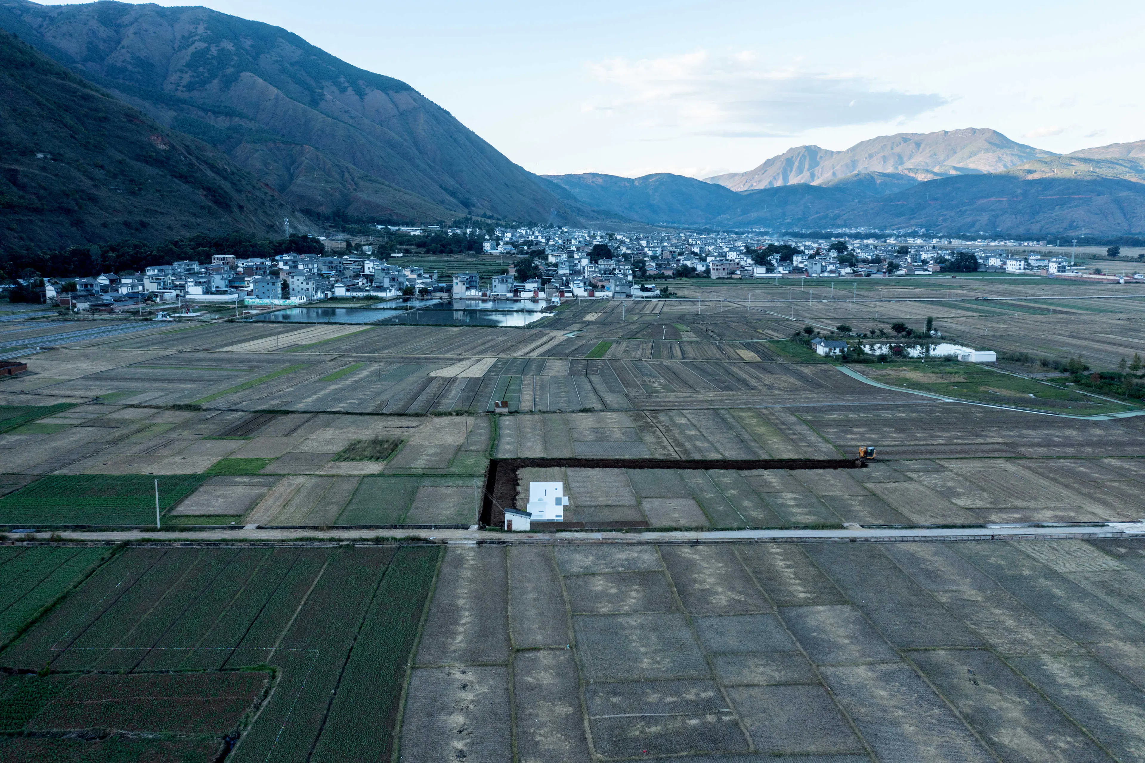 Concrete Pavilion –pumping station — 11