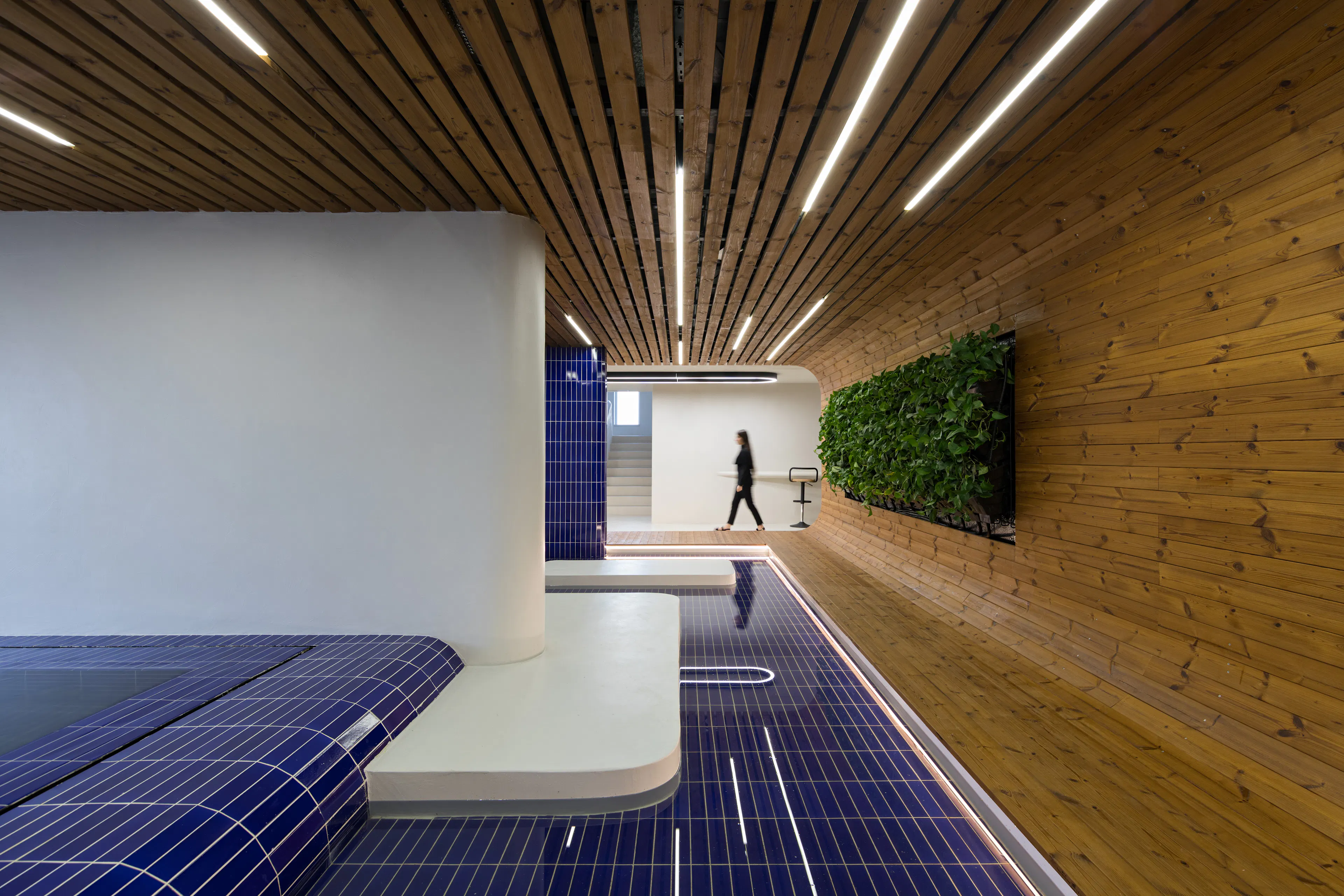 The Blue Line Apartment — 4